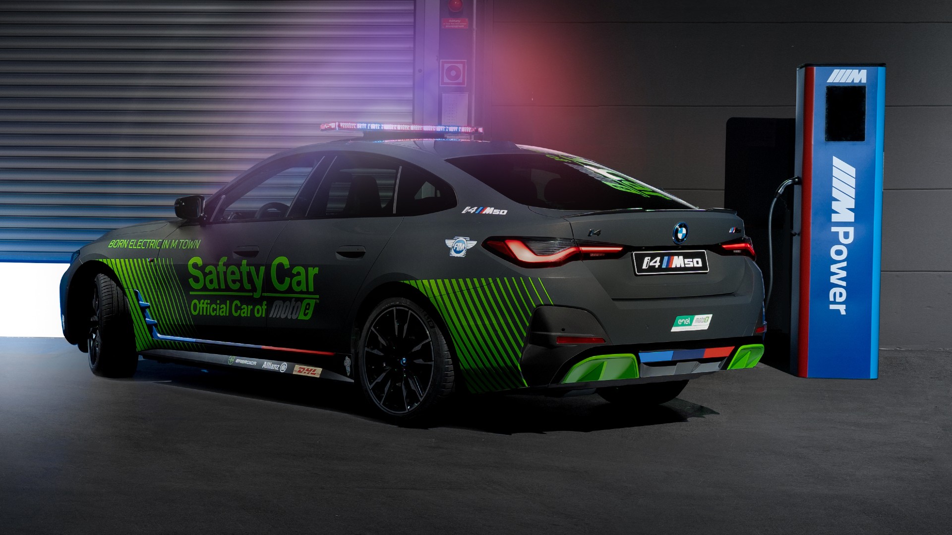 What’s Up With The BMW i4 M50 Safety Car’s Rear Wheel To Well Gap?