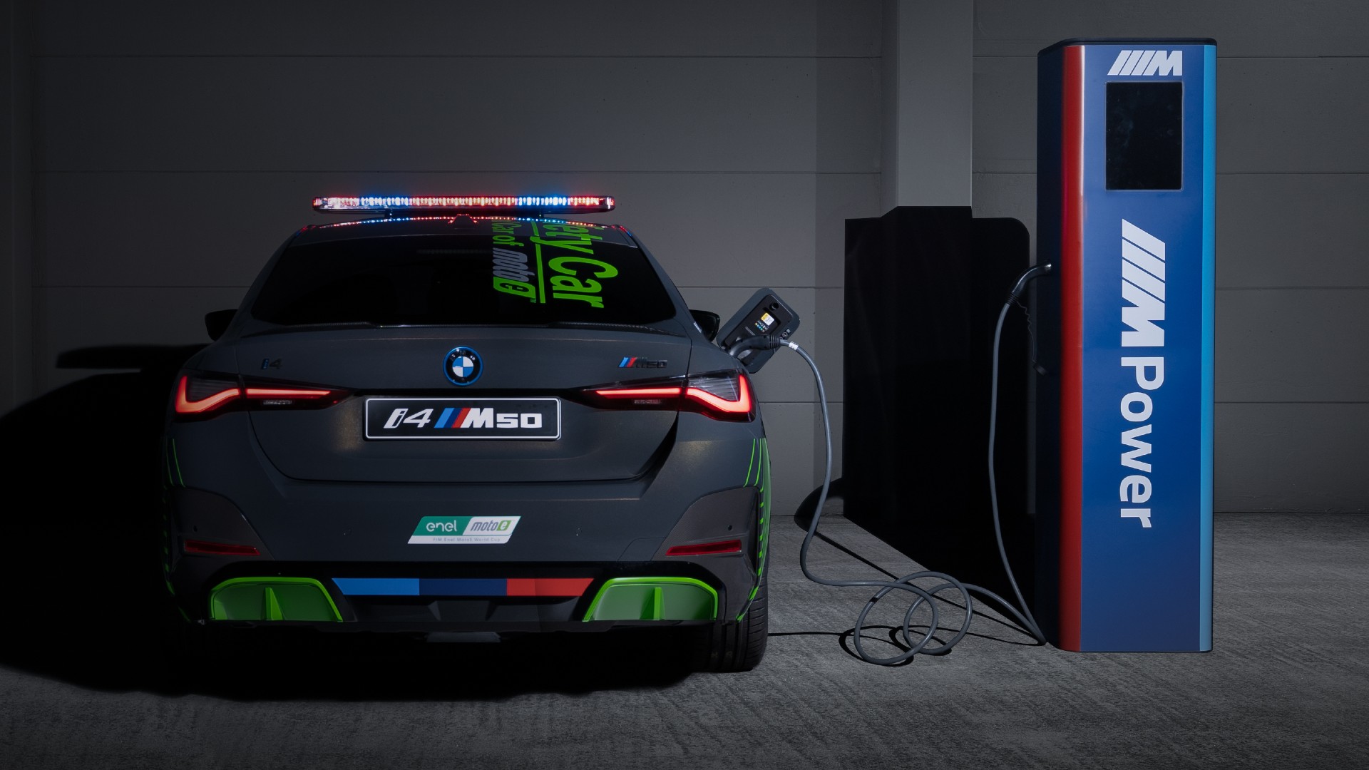 What’s Up With The BMW i4 M50 Safety Car’s Rear Wheel To Well Gap?