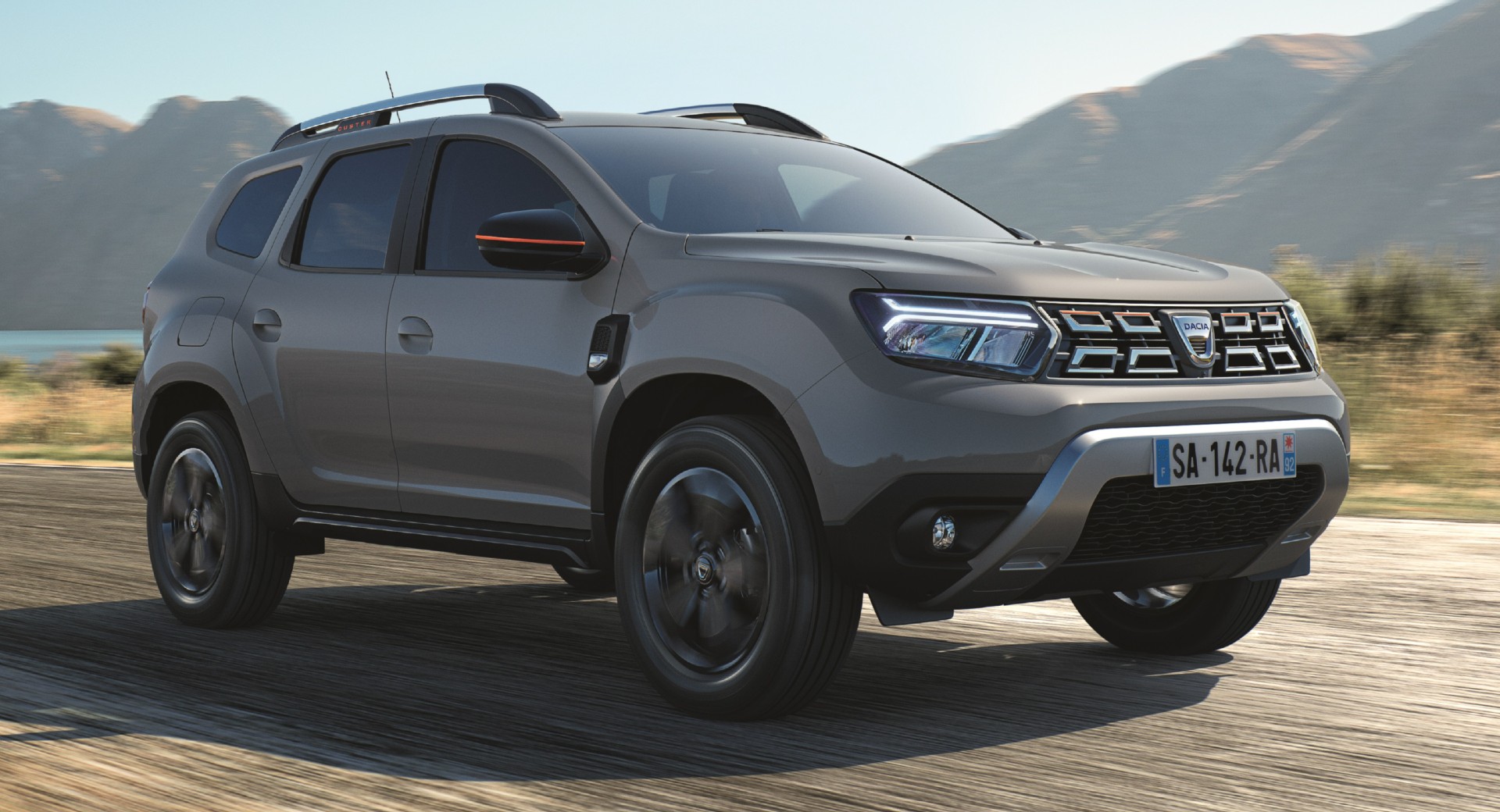 2022 Dacia Duster - Interior and Exterior Color Options 