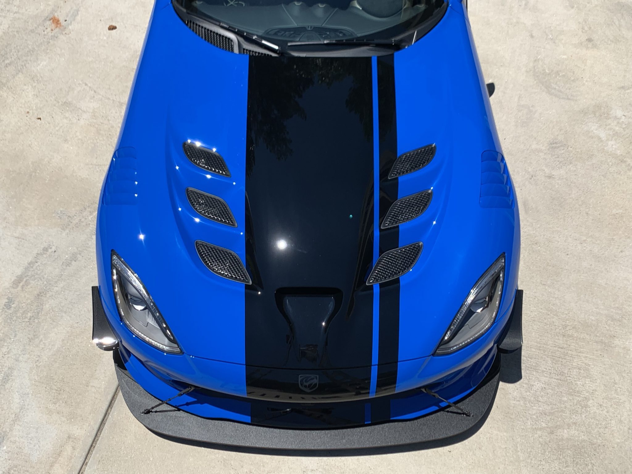 Low-Mileage Dodge Viper ACR Extreme Is Begging To Be Driven