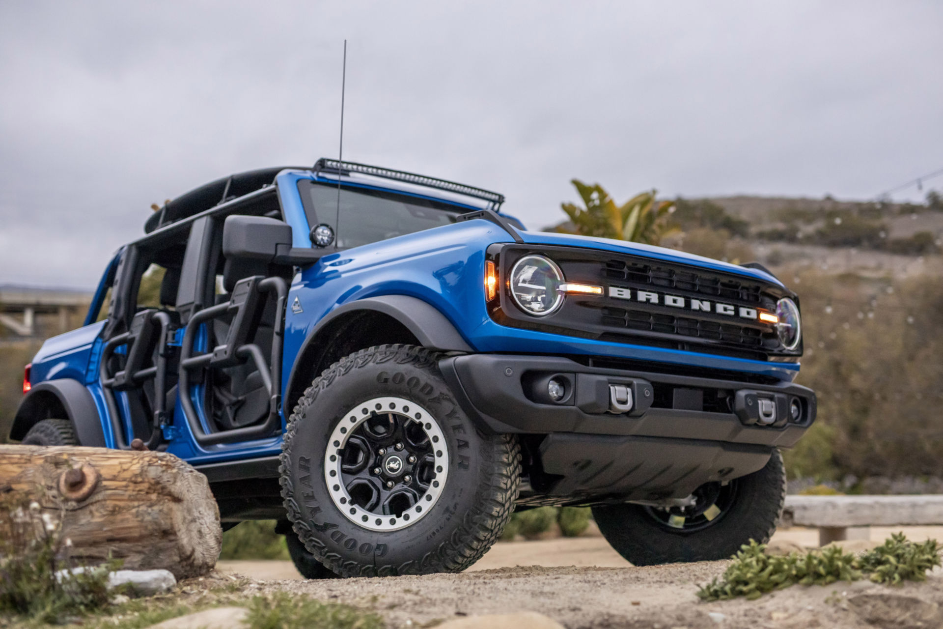 Woodward Dream Cruise Photos: Ford Bronco Riptide Concept Shows Off New Accessories
