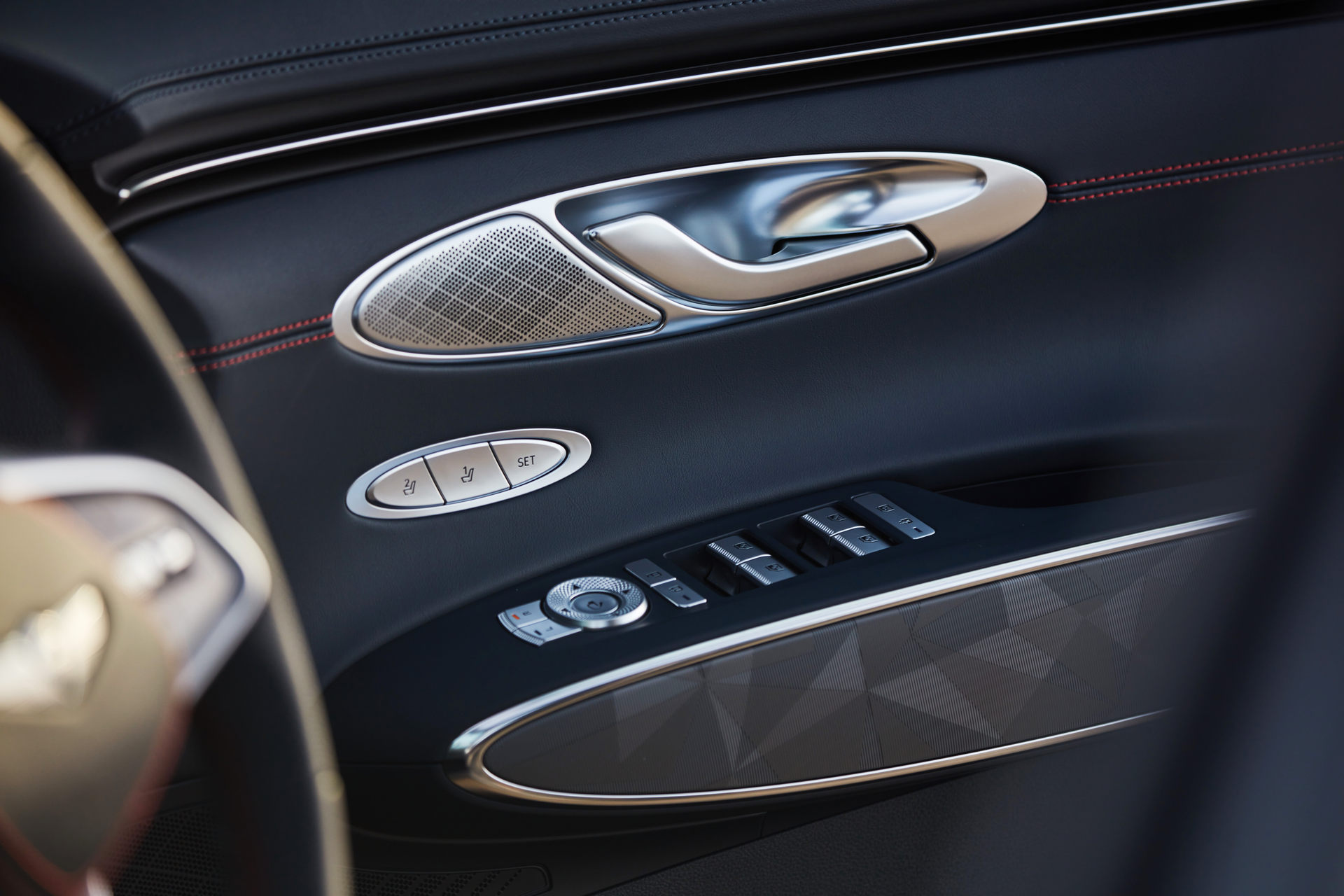 2021 Genesis GV70 Lands Down Under With Three Engine Options