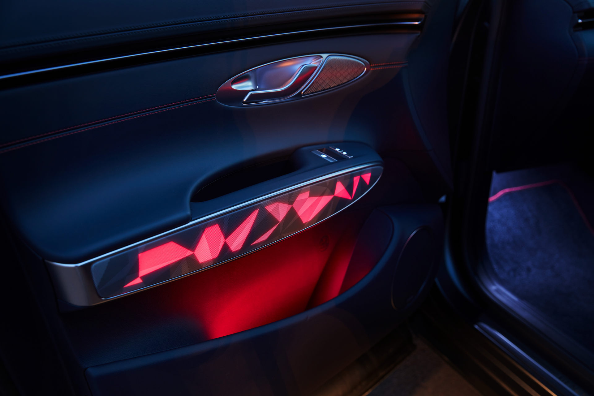 2021 Genesis GV70 Lands Down Under With Three Engine Options