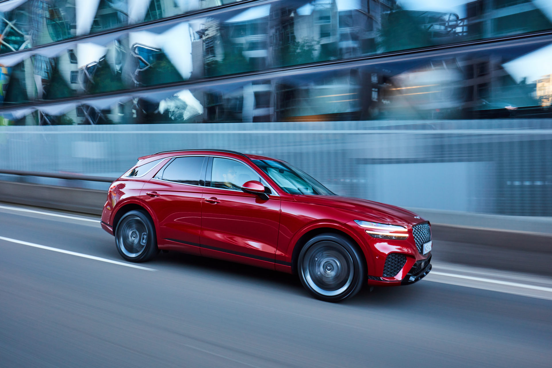 2021 Genesis GV70 Lands Down Under With Three Engine Options