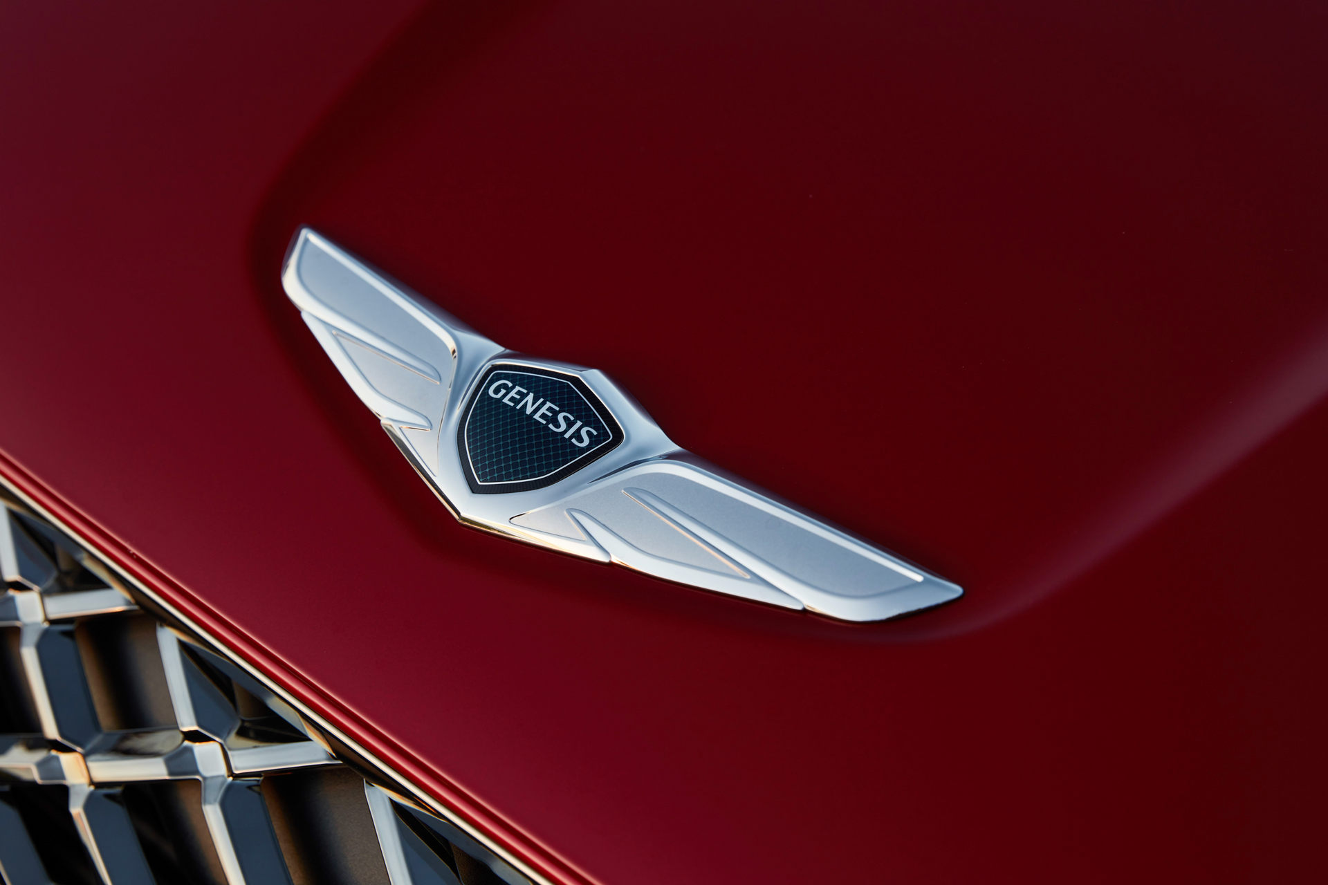 2021 Genesis GV70 Lands Down Under With Three Engine Options