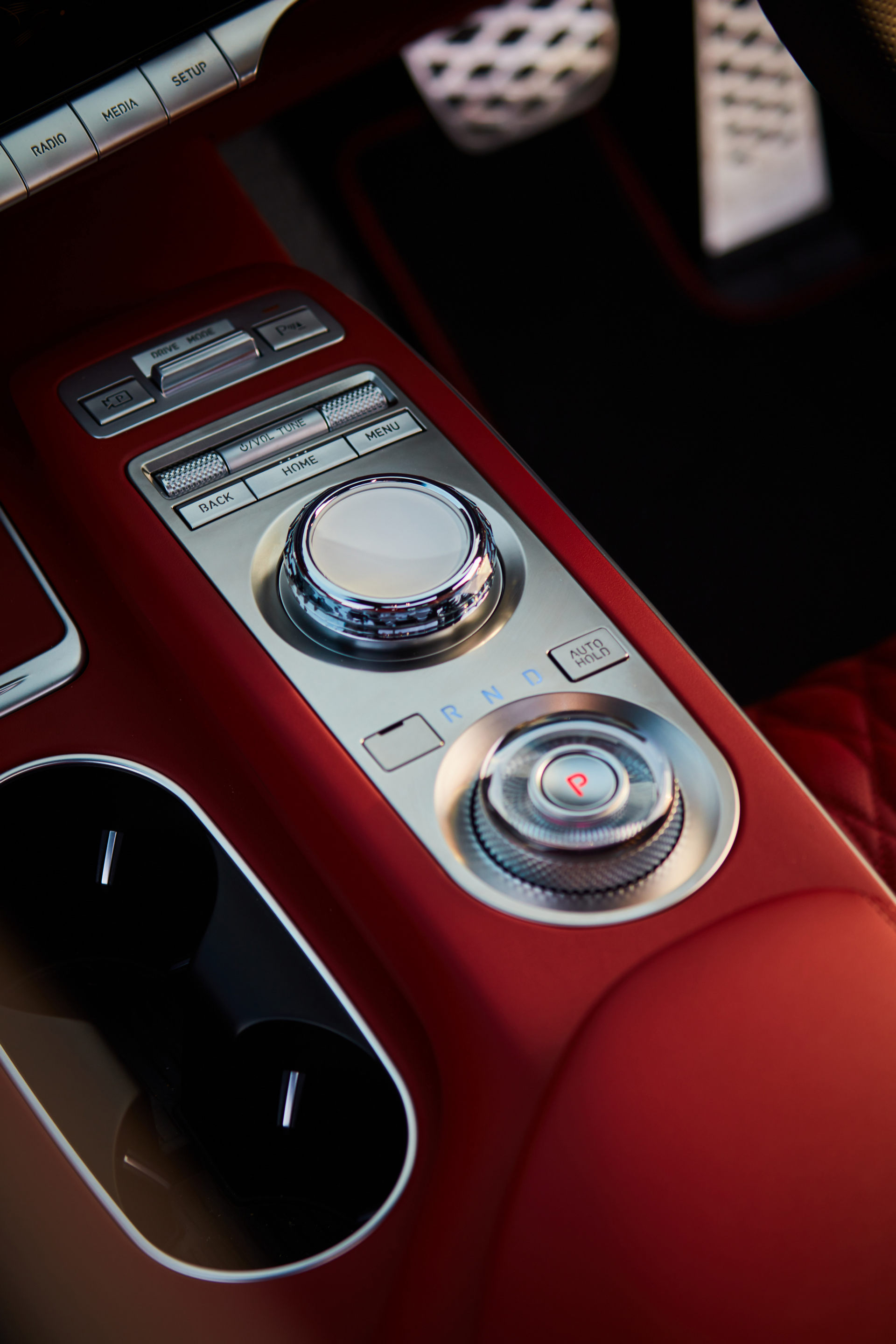 2021 Genesis GV70 Lands Down Under With Three Engine Options