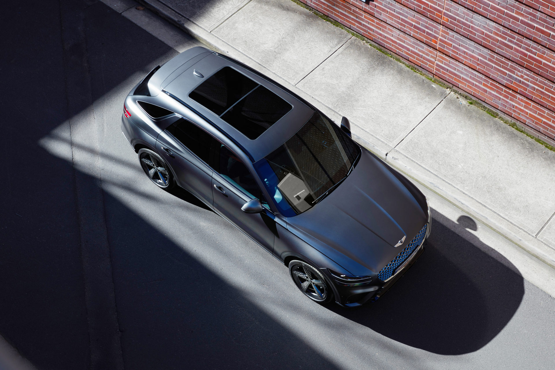 2021 Genesis GV70 Lands Down Under With Three Engine Options