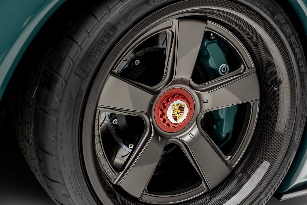 Gunther Werks 993 Speedster Remastered Makes Public Debut In Monterey