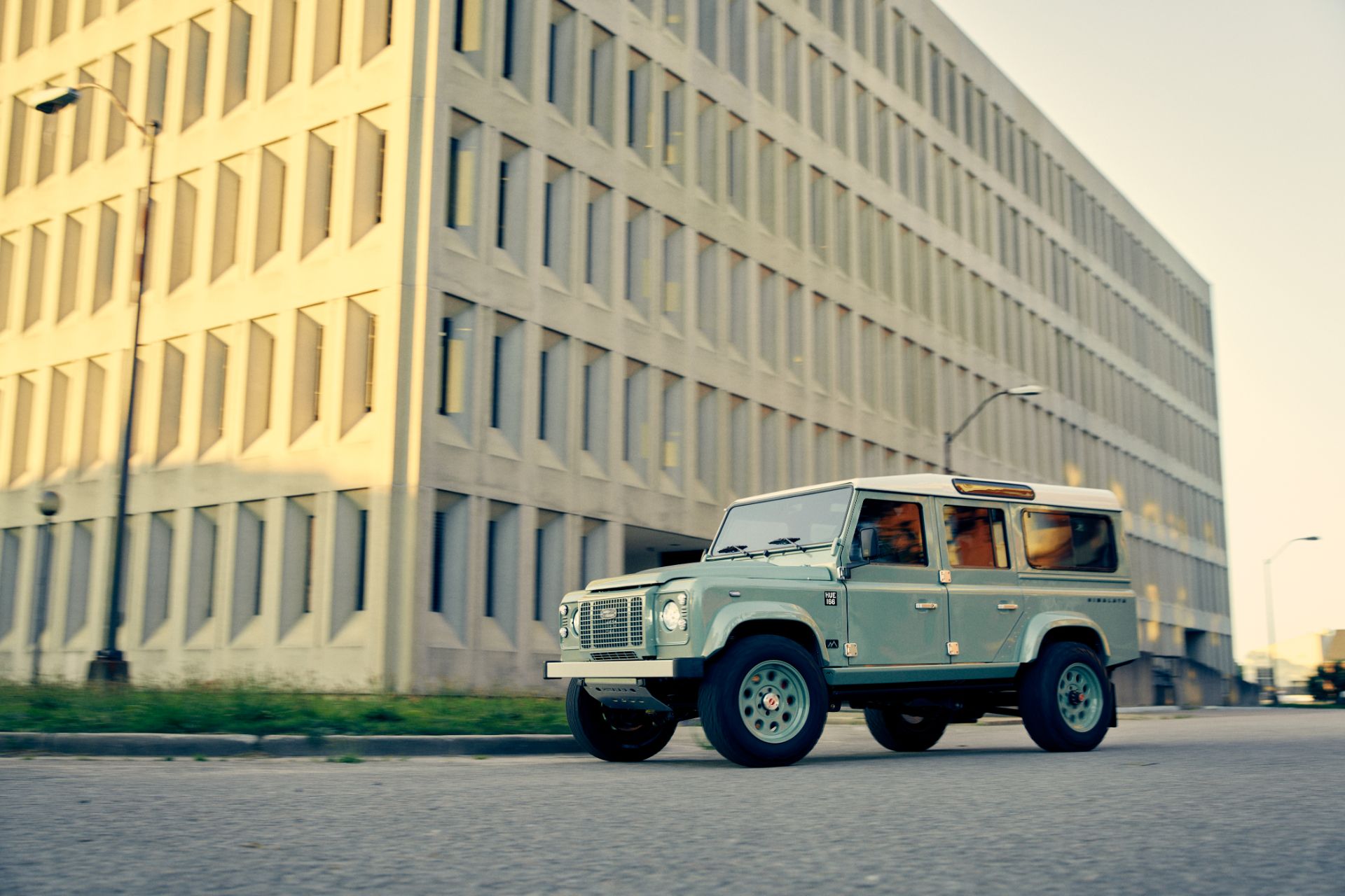 Himalaya Hue 166 Is A Hand-Built $300k Defender With A 650 HP Supercharged V8