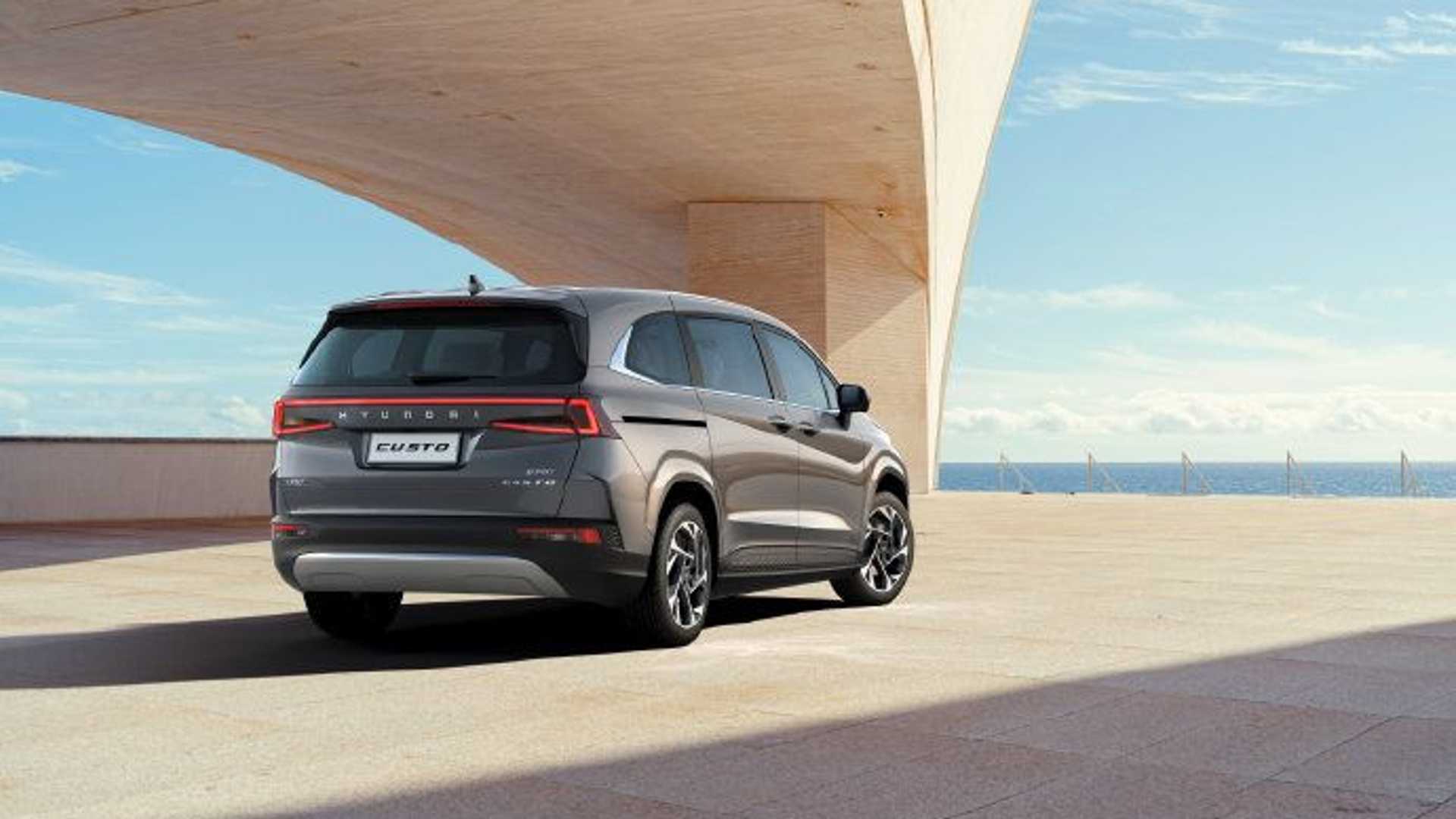 Get A Better Look At The 2022 Hyundai Custo Minivan For China