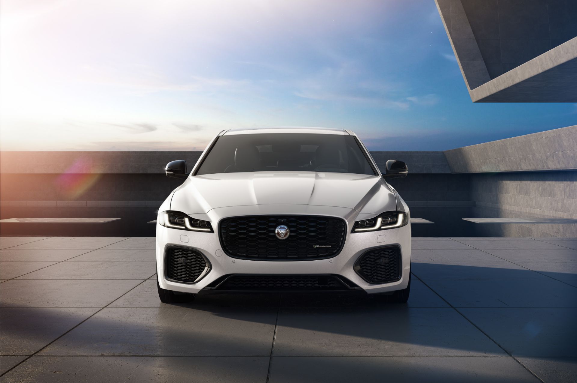 Jaguar XE And XF Get The R-Dynamic Black Treatment