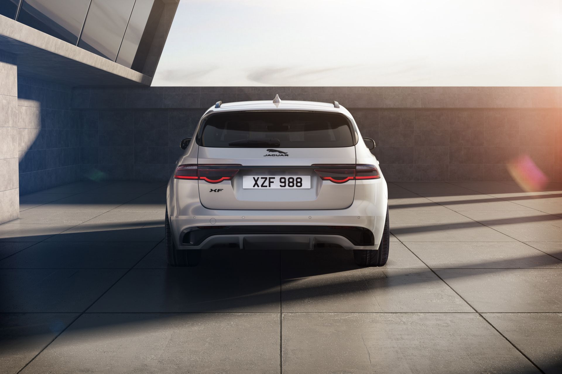 Jaguar XE And XF Get The R-Dynamic Black Treatment