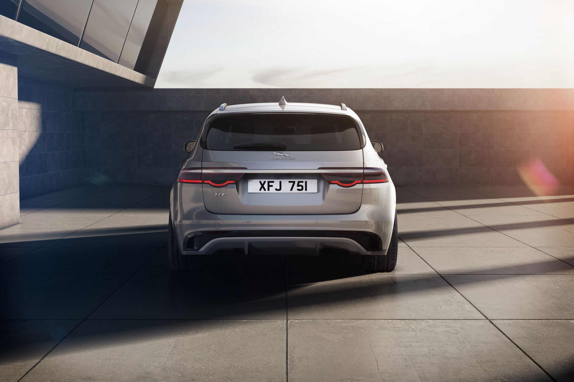 Jaguar XE And XF Get The R-Dynamic Black Treatment