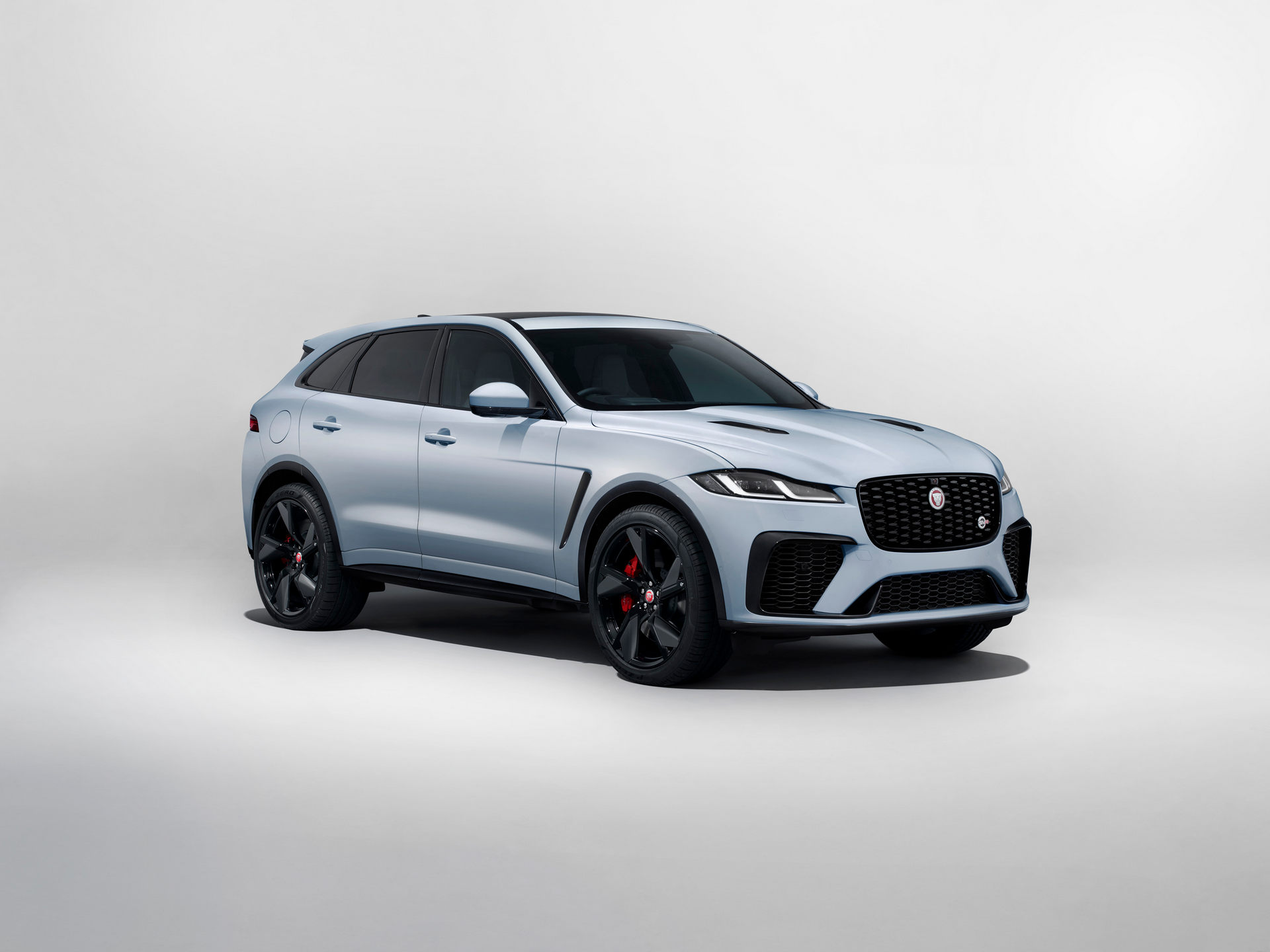 2022 Jaguar F-Pace Gets Minor Updates, New R-Dynamic Black Variant