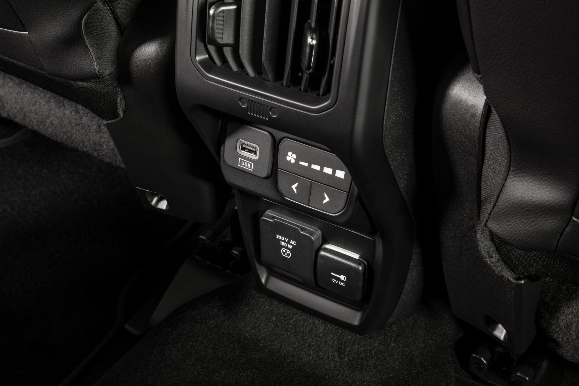 2022 Commander Officially Revealed As The First Jeep Developed And Produced In Brazil