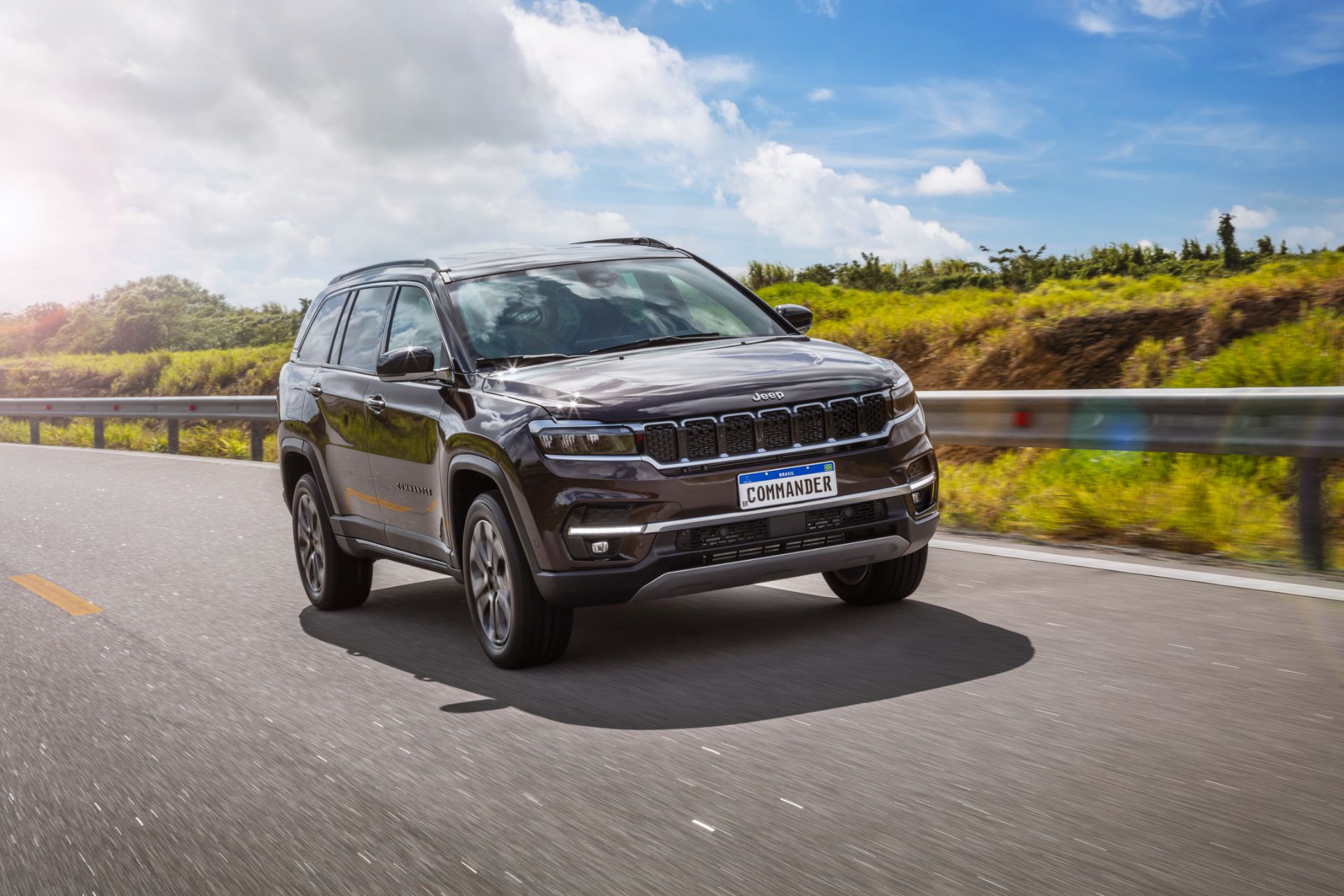 2022 Commander Officially Revealed As The First Jeep Developed And Produced In Brazil