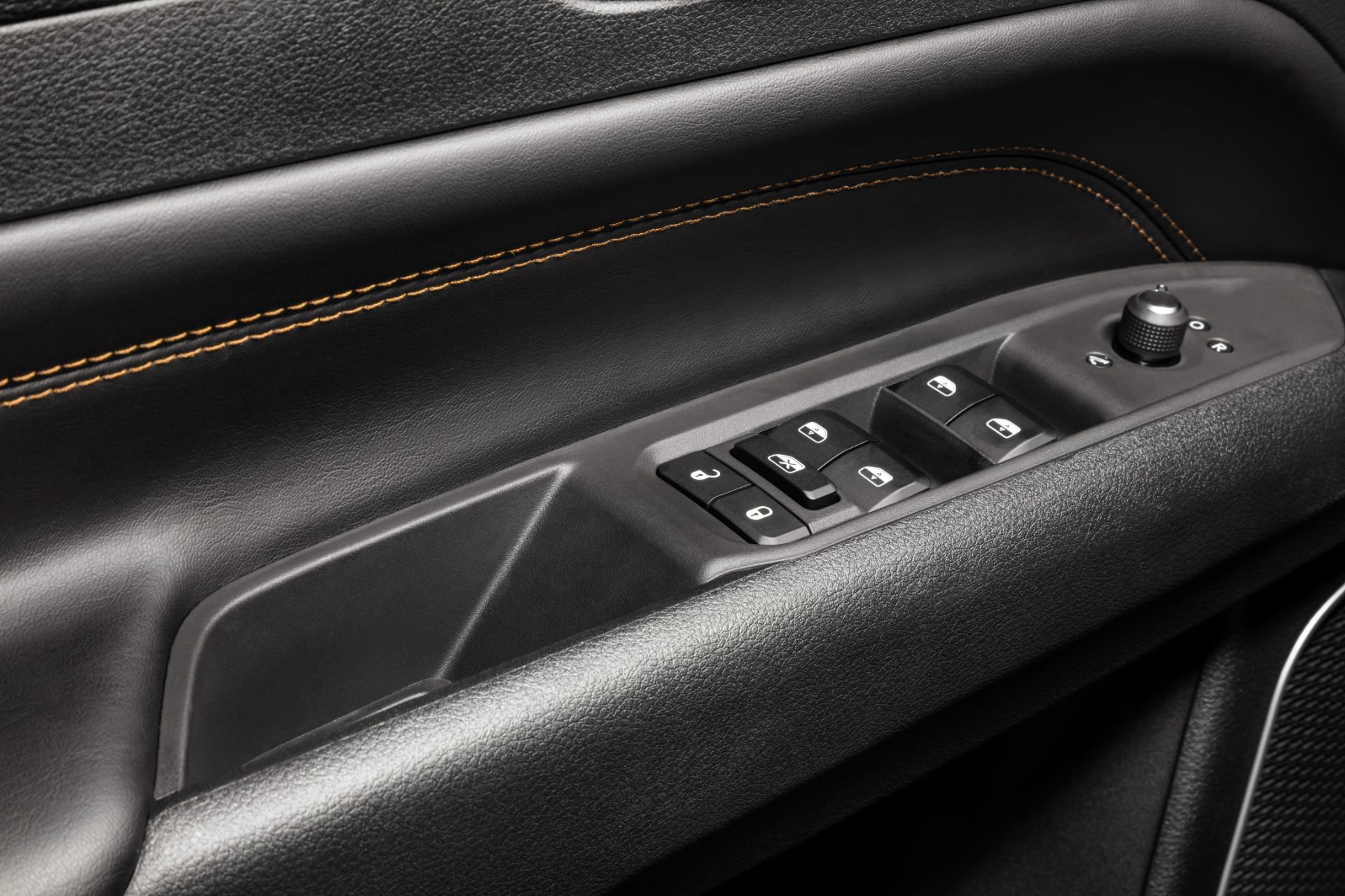 2022 Commander Officially Revealed As The First Jeep Developed And Produced In Brazil