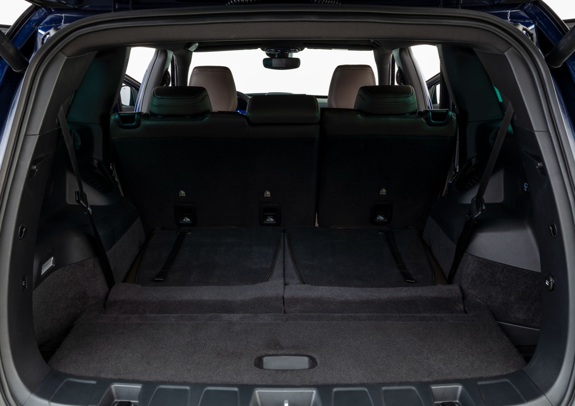 2022 Commander Officially Revealed As The First Jeep Developed And Produced In Brazil