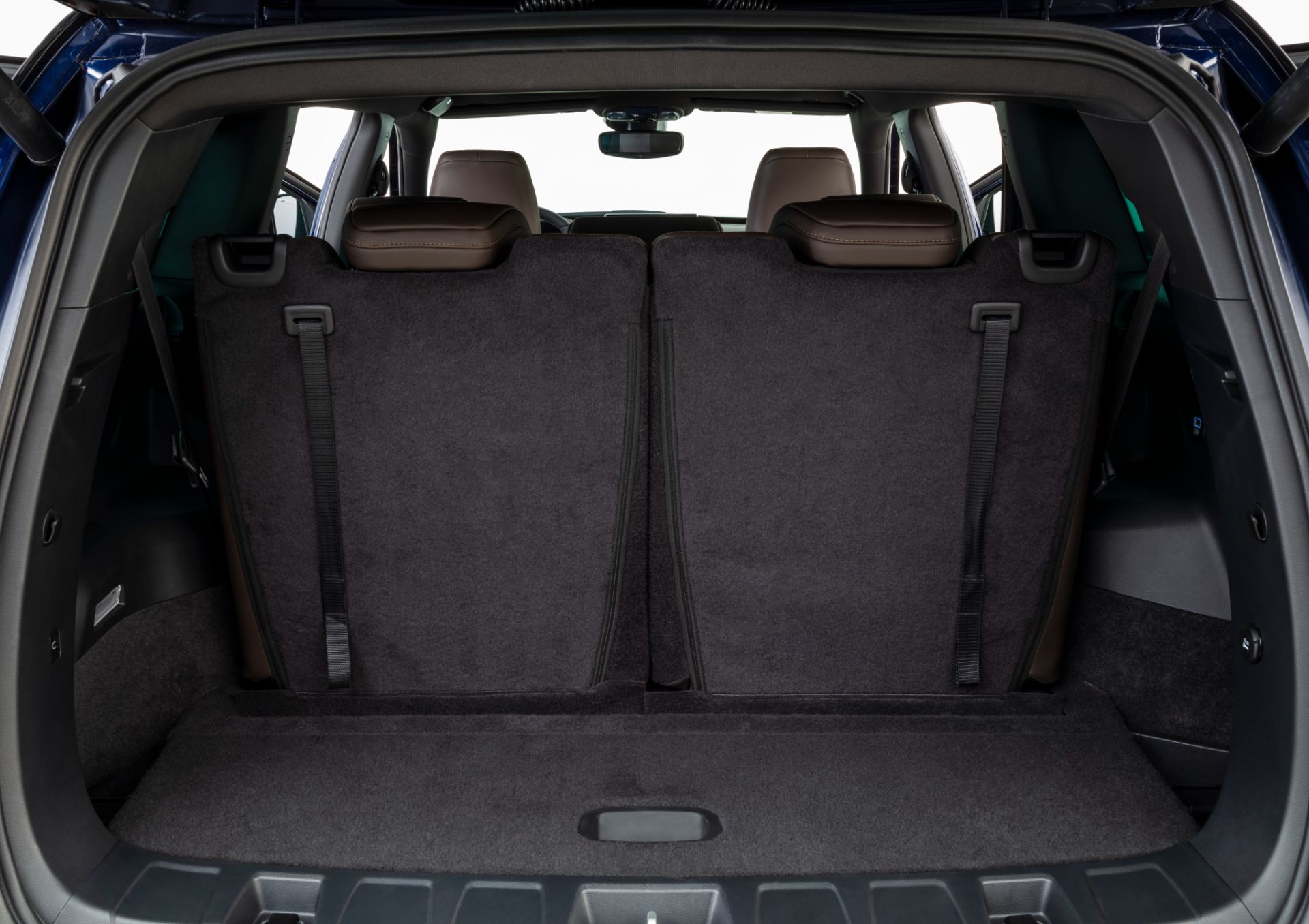 2022 Commander Officially Revealed As The First Jeep Developed And Produced In Brazil