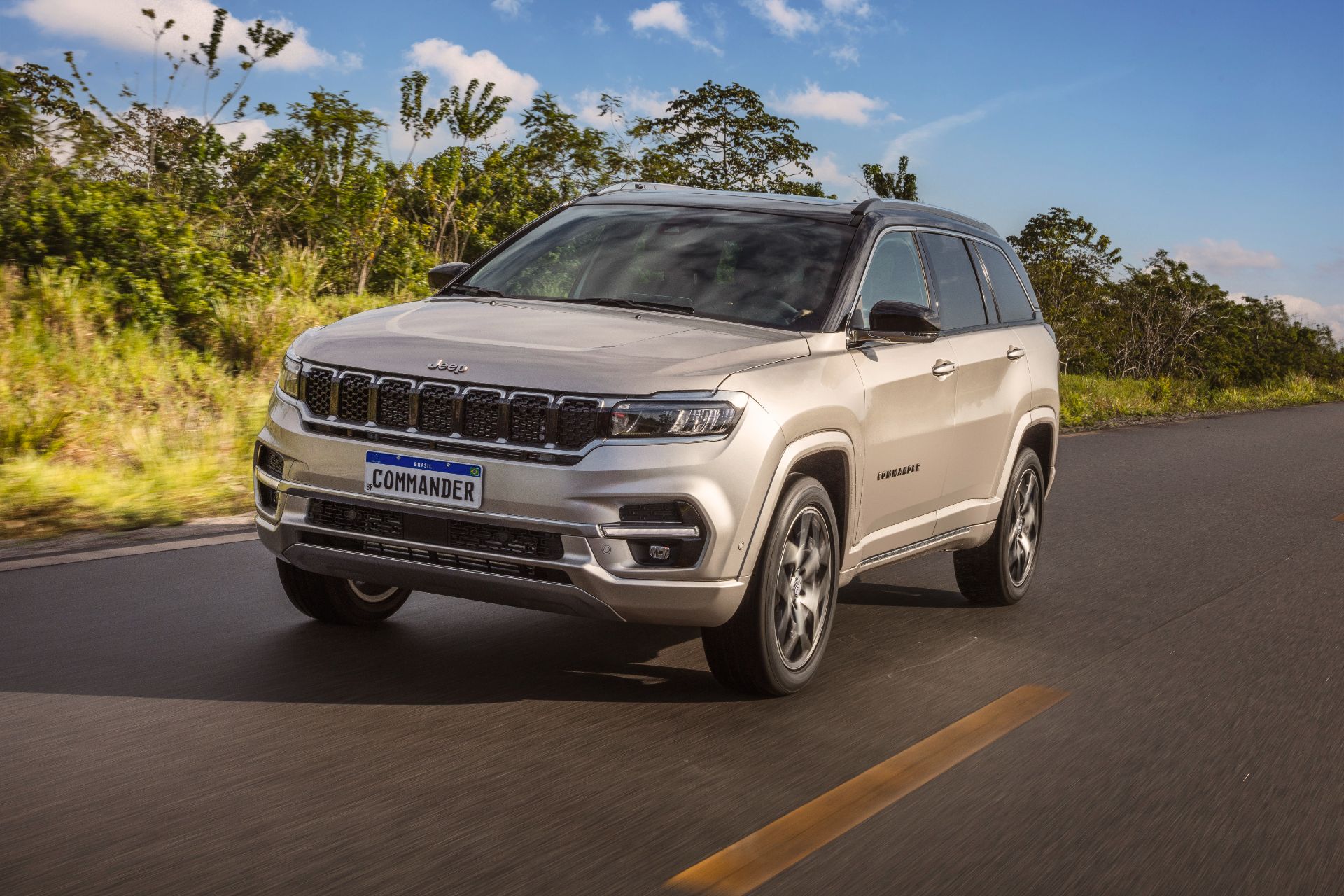 2022 Commander Officially Revealed As The First Jeep Developed And Produced In Brazil