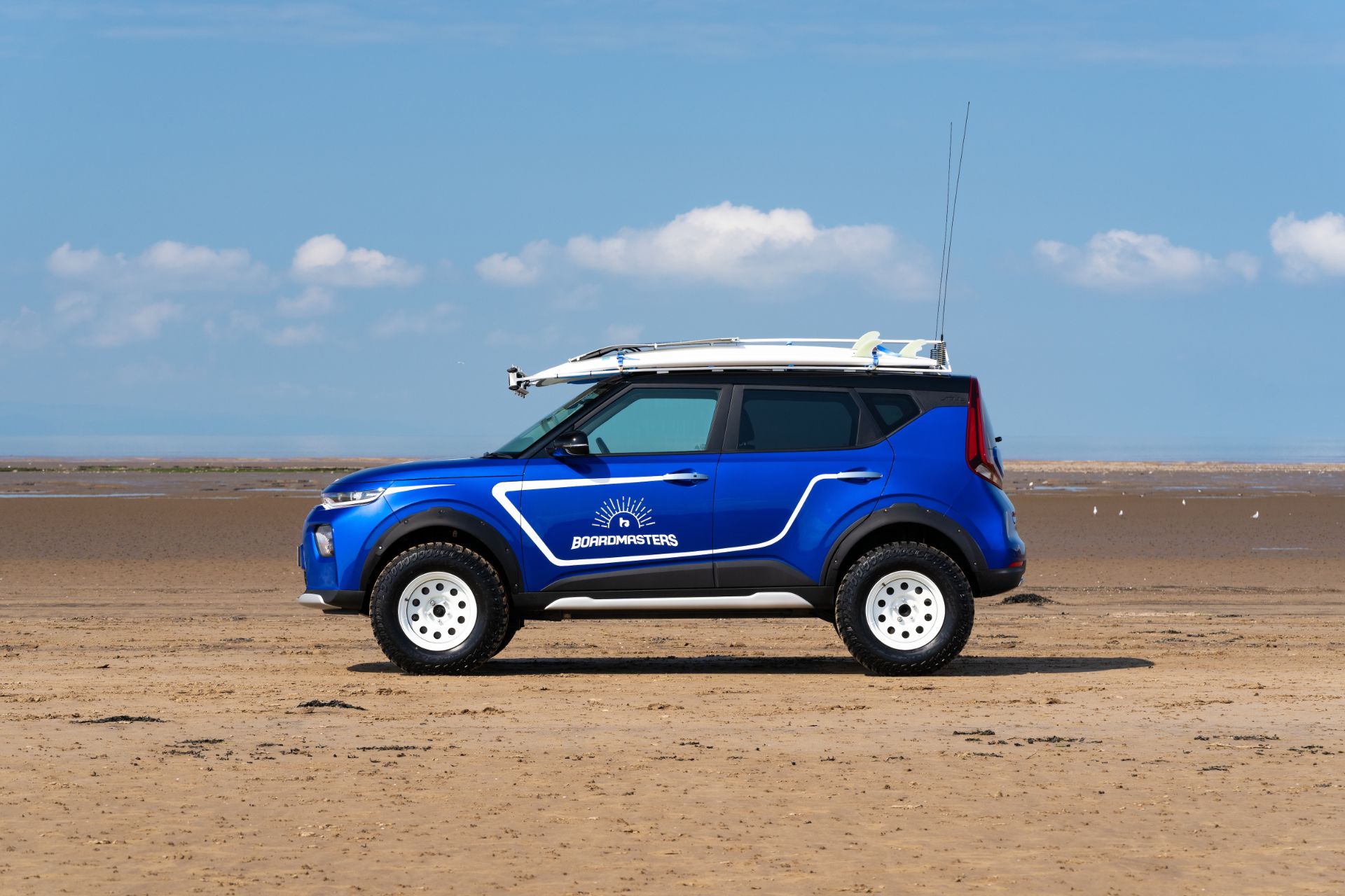 Lifted Kia Soul EV Boardmasters Edition Is The Perfect Vehicle For Surfers