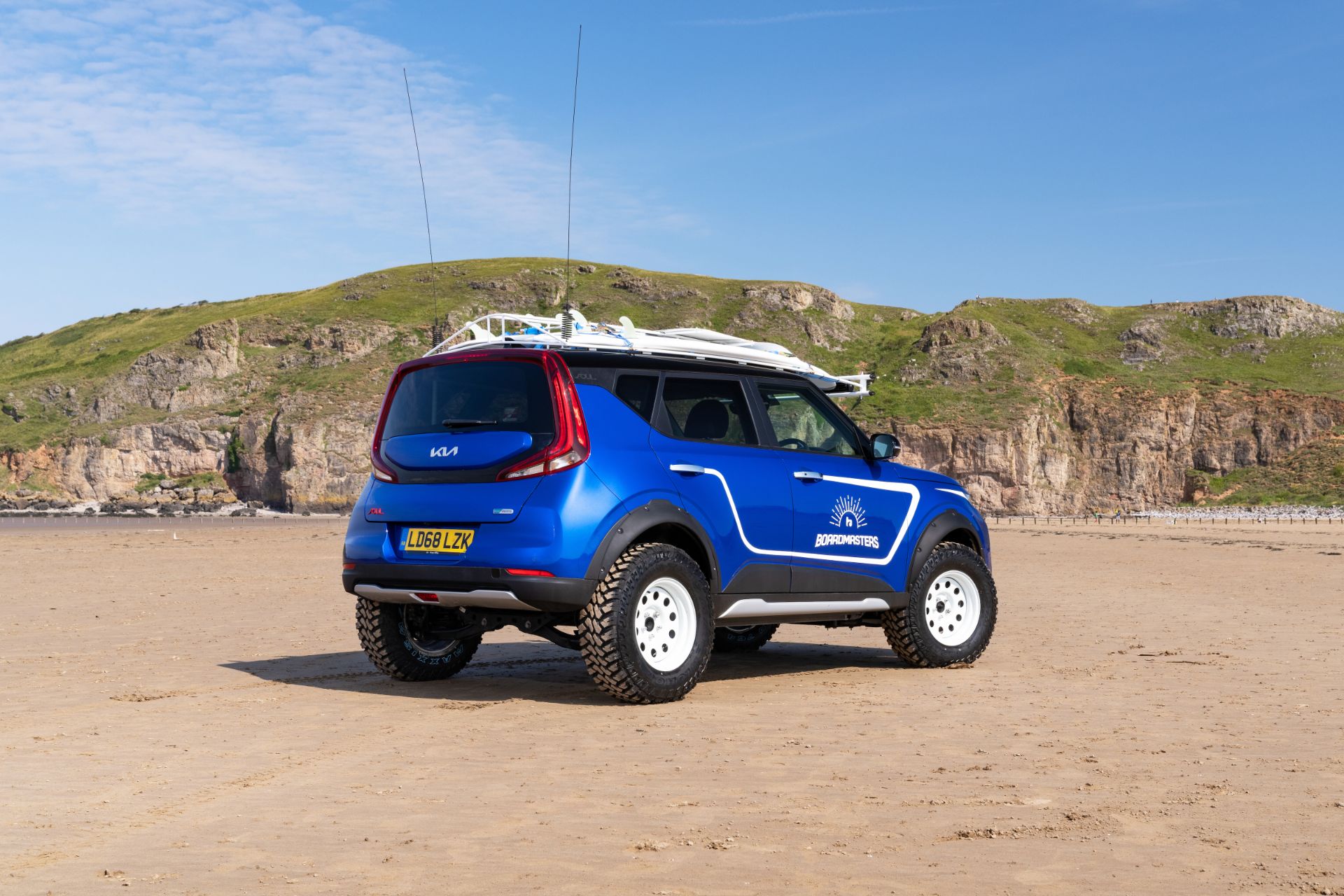 Lifted Kia Soul EV Boardmasters Edition Is The Perfect Vehicle For Surfers