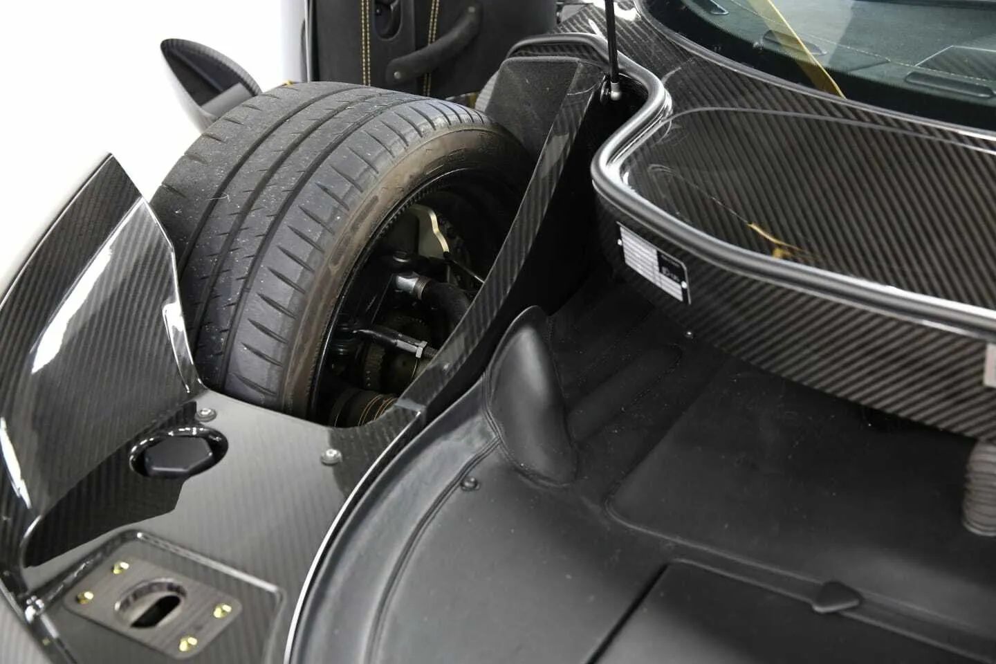 You’ll Need A Thick Wallet To Afford The One-Off Koenigsegg Agera S Hundra
