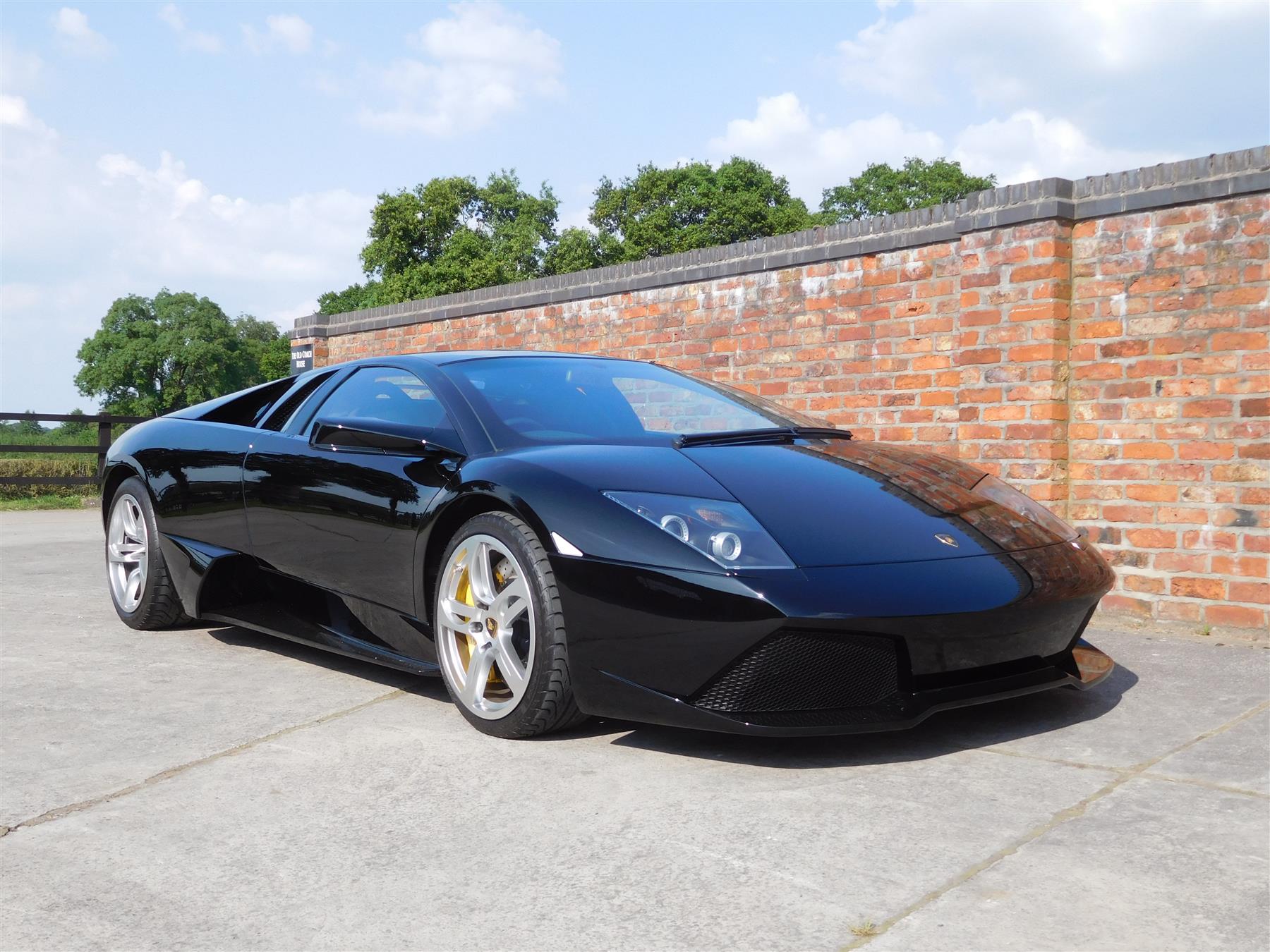 A Lamborghini Murcielago LP640 With Just 197 Miles Will Cost You Almost As Much As A New Aventador