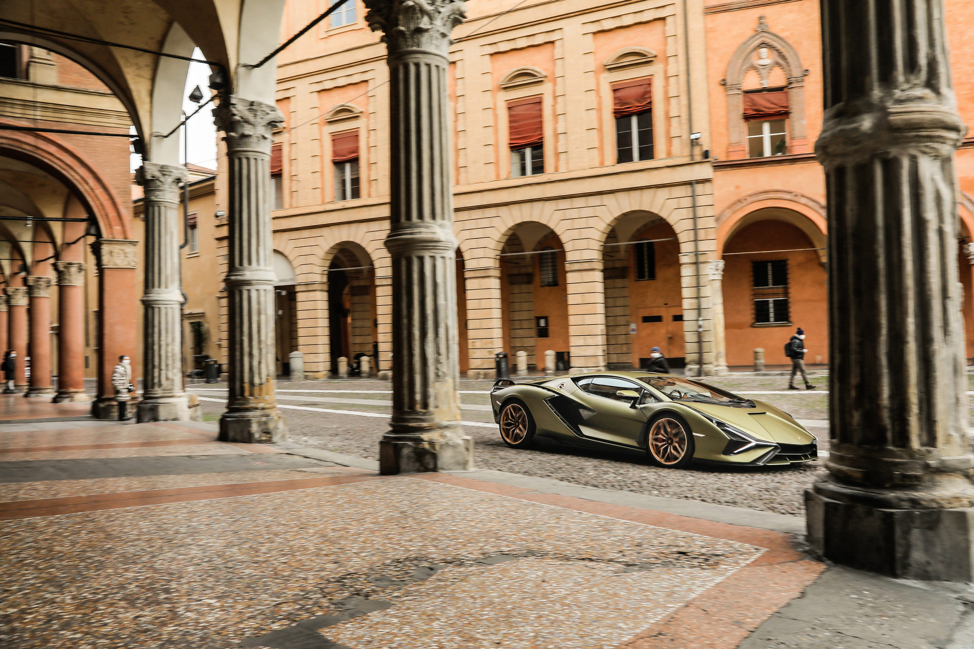 Lamborghini Sián FKP 37 Visits Bologna To Celebrate The Latest World Heritage Site