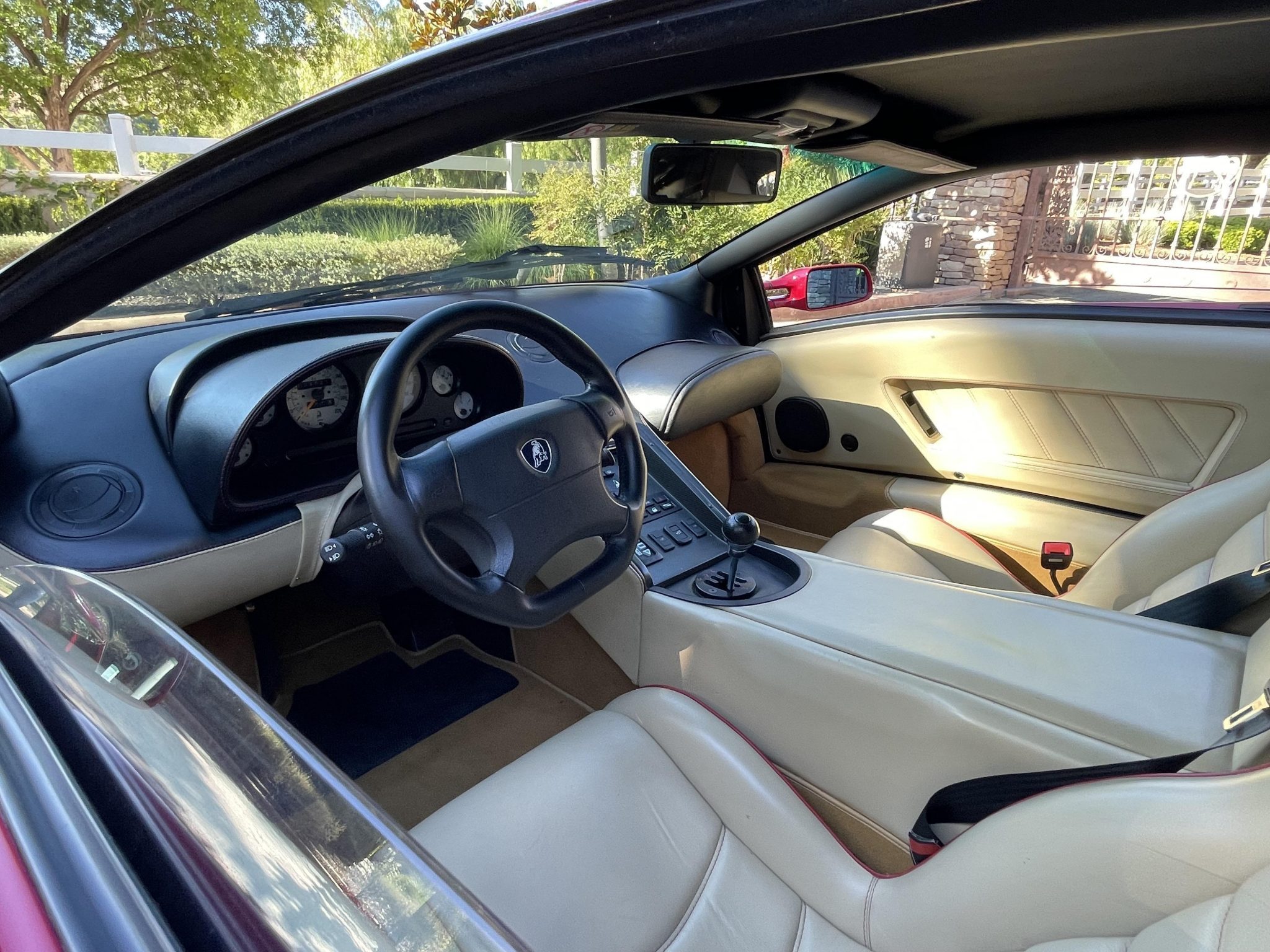 Red And Black 1998 Diablo SV Is As Brash As Lamborghinis Get