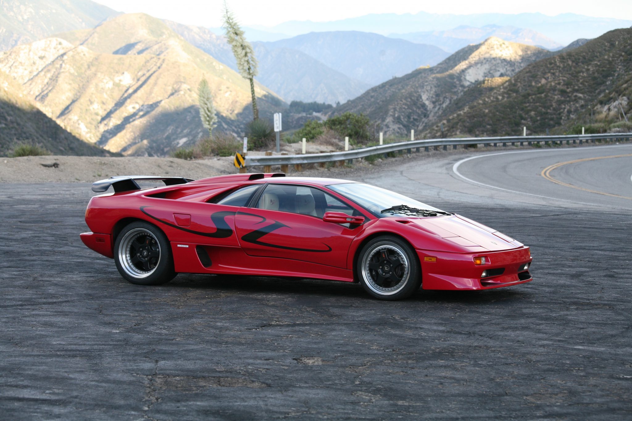 Red And Black 1998 Diablo SV Is As Brash As Lamborghinis Get