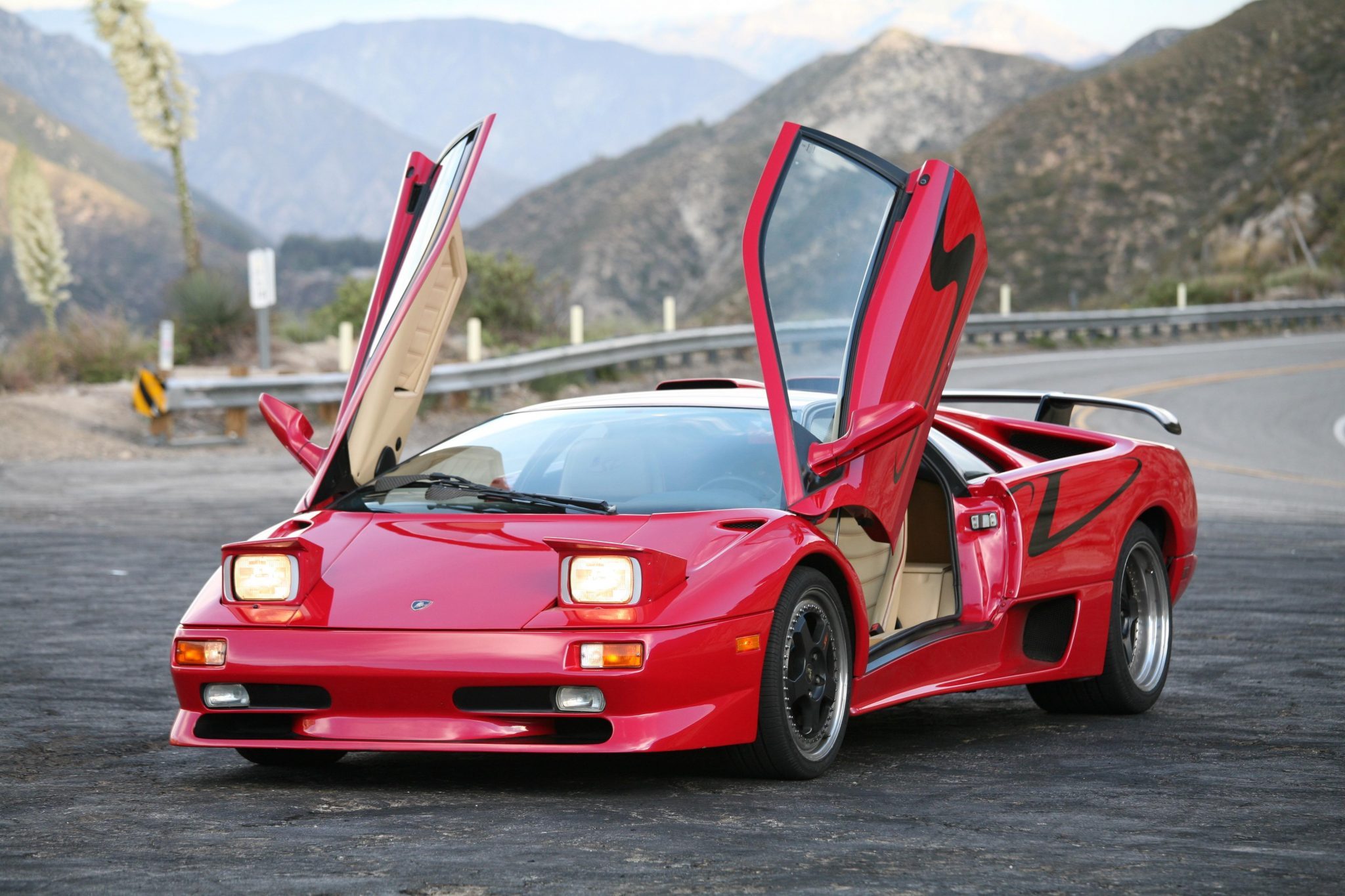 Red And Black 1998 Diablo SV Is As Brash As Lamborghinis Get
