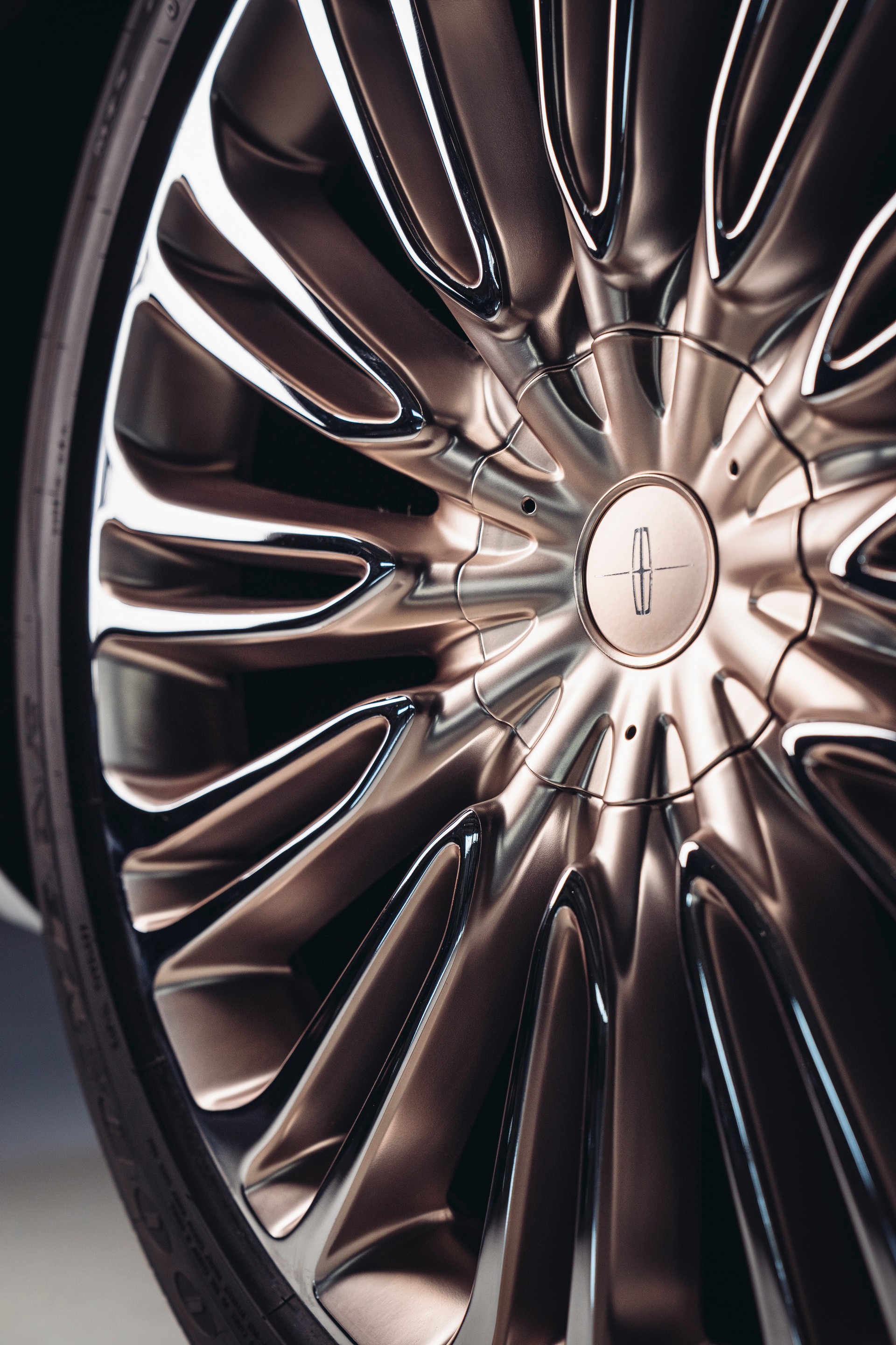 The Lincoln Aviator Shinola Concept Is Detroit’s Take On Luxury