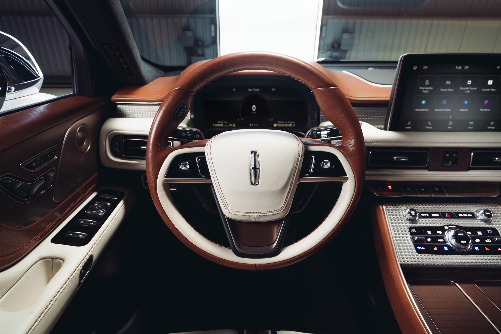 The Lincoln Aviator Shinola Concept Is Detroit’s Take On Luxury