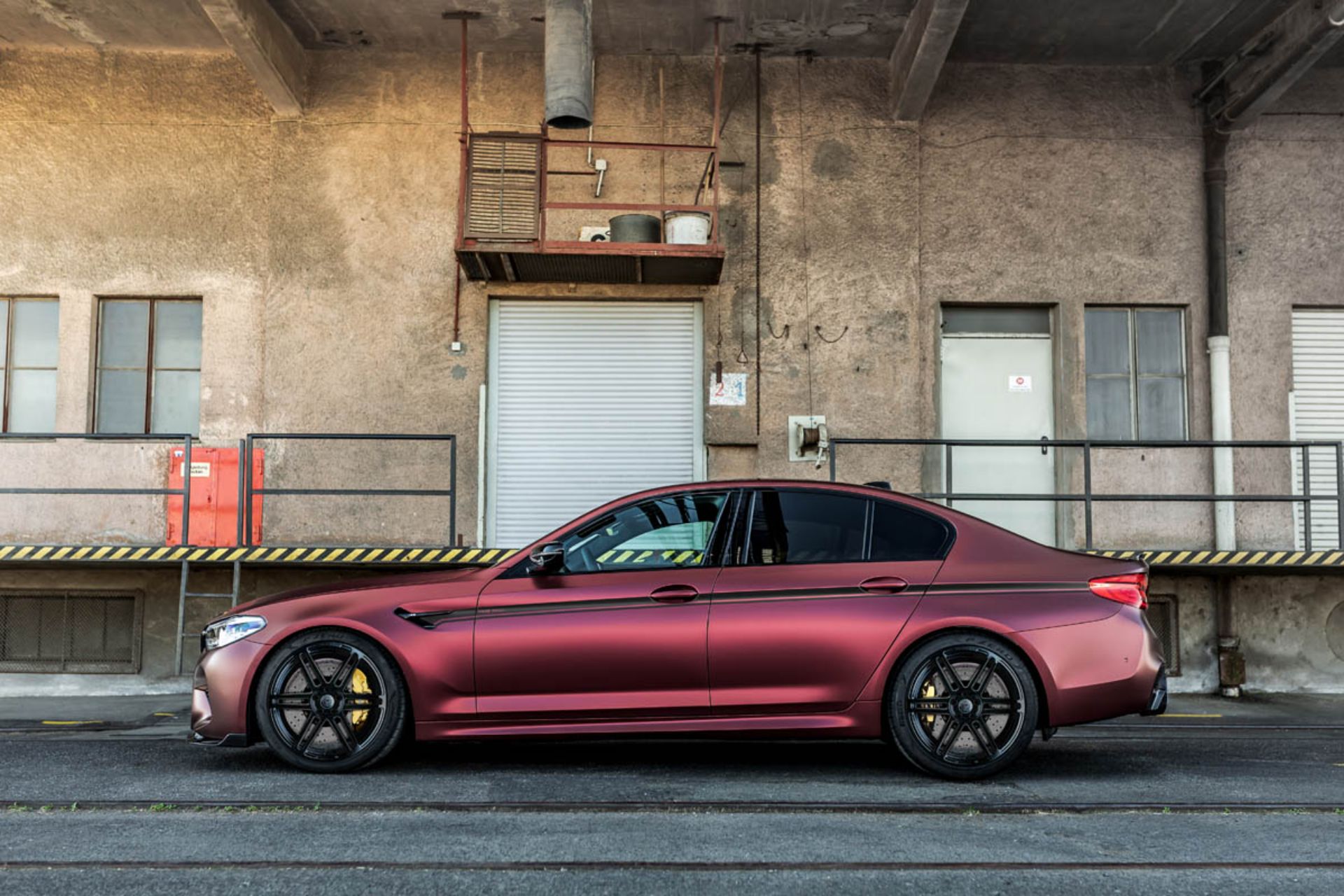 Manhart Brings 804 HP To The BMW M5 With The New MH5 800 Package