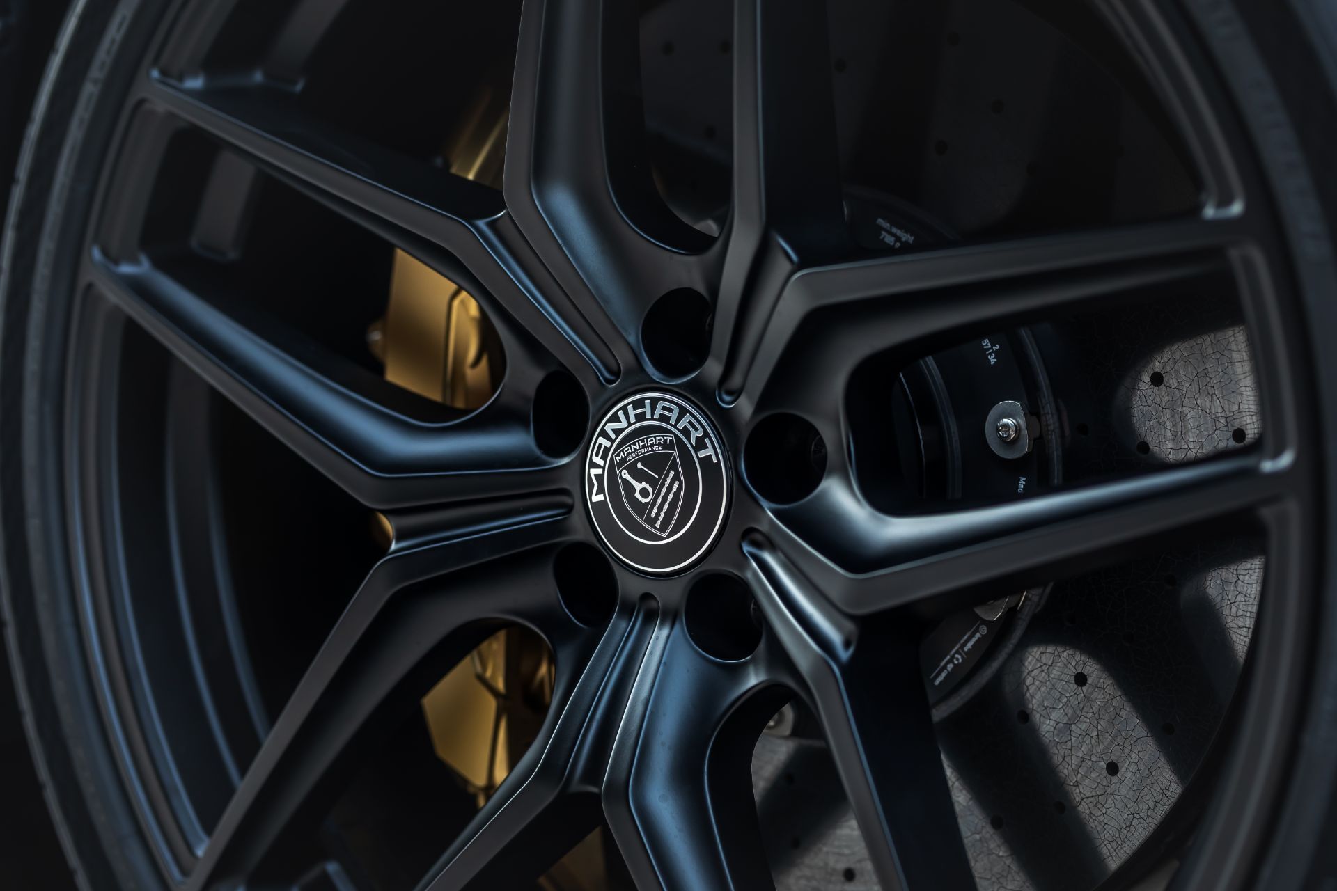 Manhart’s MH5 GTR Is A 777-HP One-Off Based On The BMW M5 CS