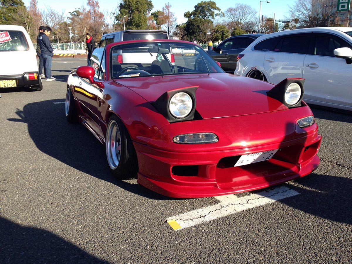 Mazda MX-5 Miata Wearing An RX-7 Rear End Looks …Not Bad?