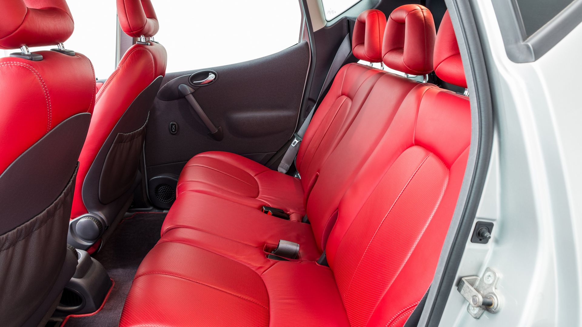 This Rare 1999 Mercedes-Benz A160 Edition Häkkinen Is Offered For 2021 Mercedes-AMG A45 Money