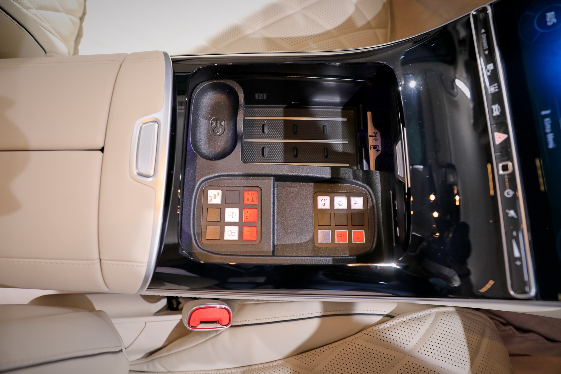 New Armored 2022 Mercedes-Benz S 680 Guard 4MATIC Is A Tough Cookie To Crack