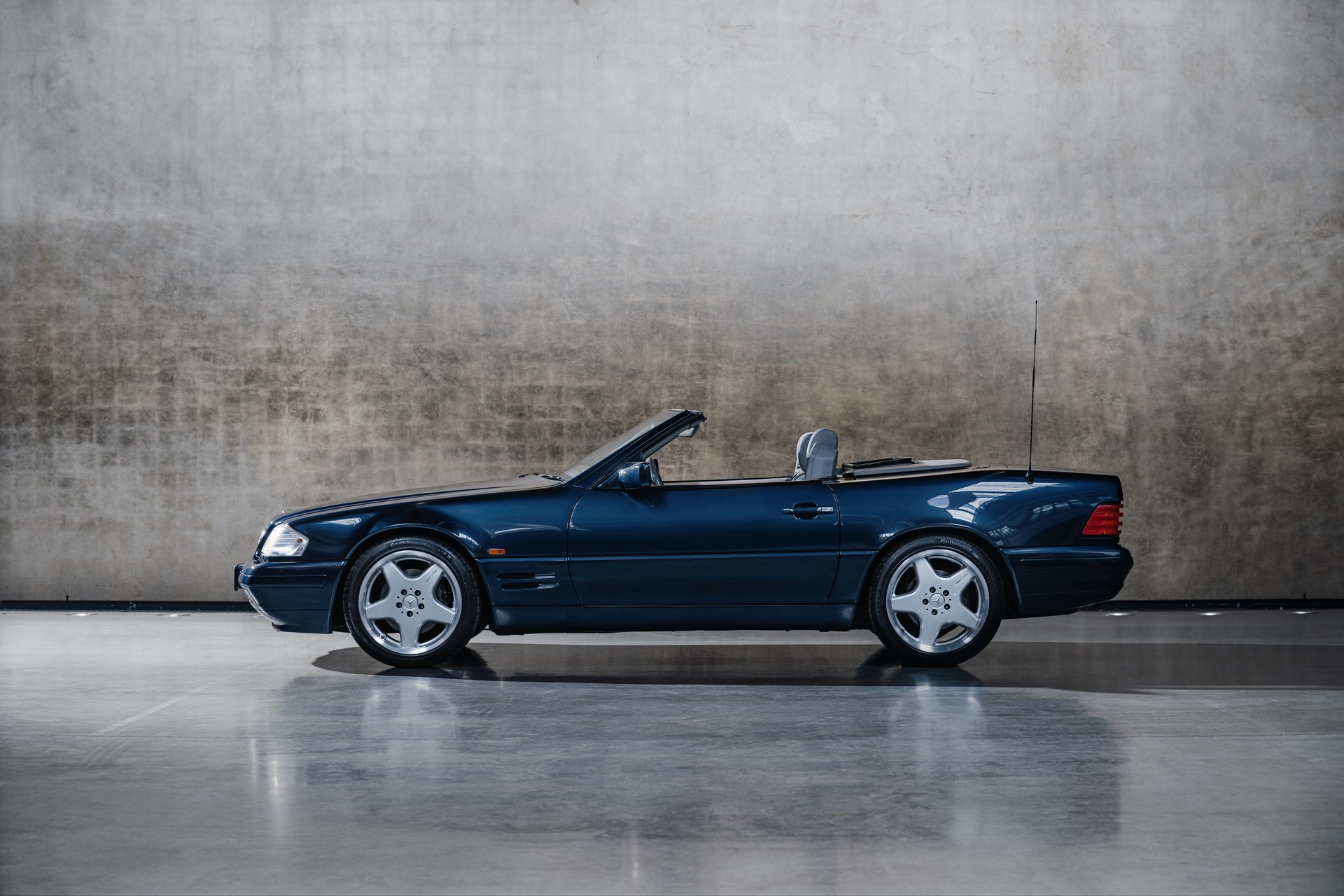 A Brief Look Back At The History Of The Mercedes-Benz SL