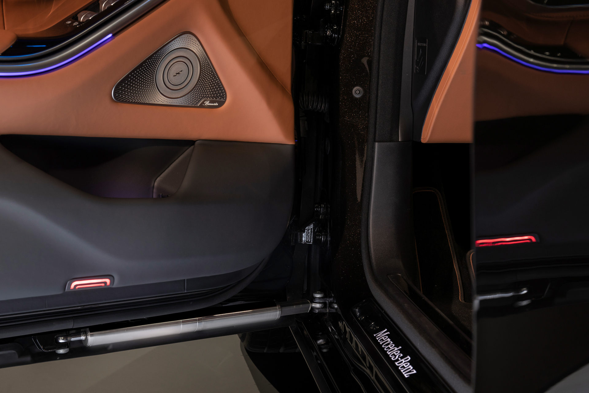 New Armored 2022 Mercedes-Benz S 680 Guard 4MATIC Is A Tough Cookie To Crack