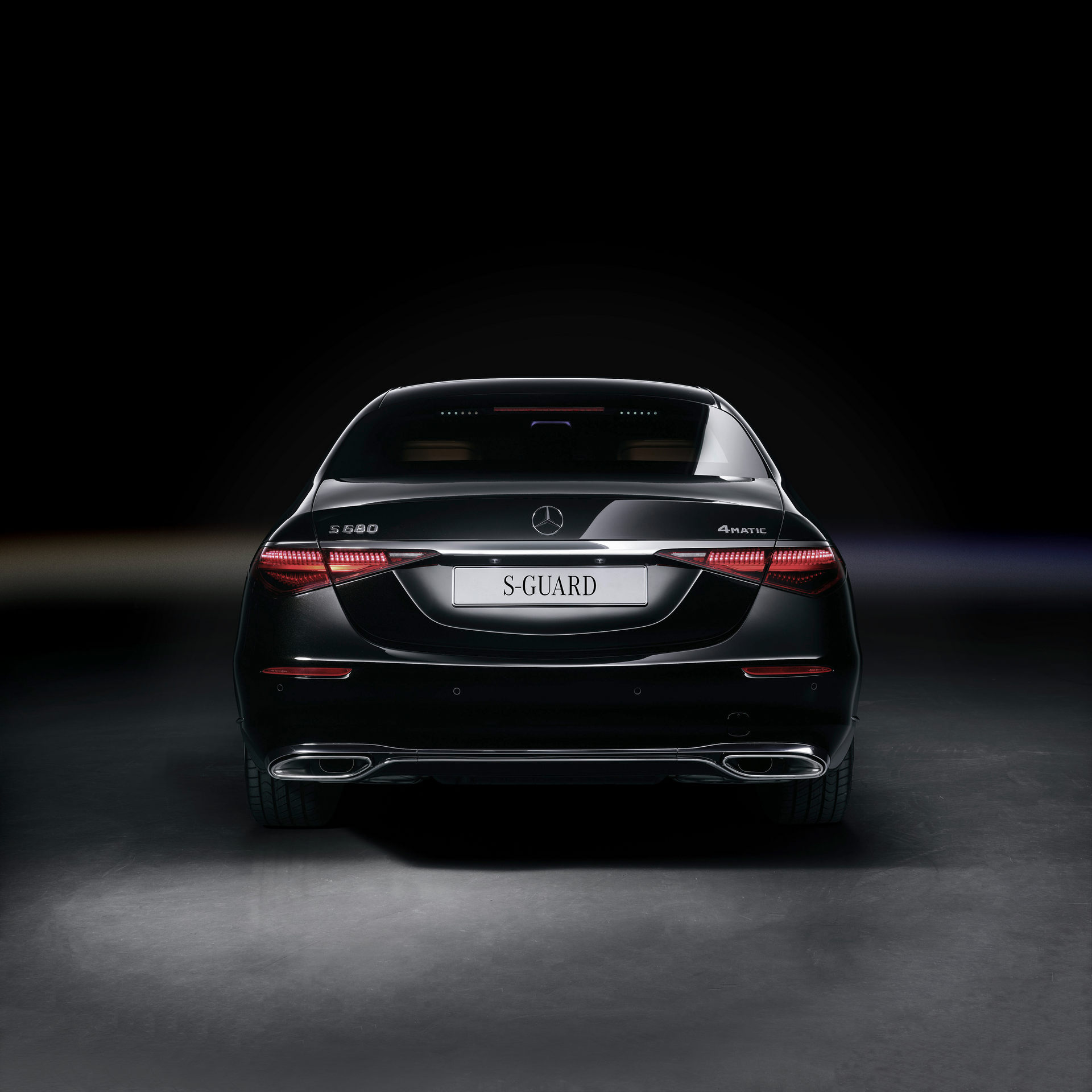 New Armored 2022 Mercedes-Benz S 680 Guard 4MATIC Is A Tough Cookie To Crack