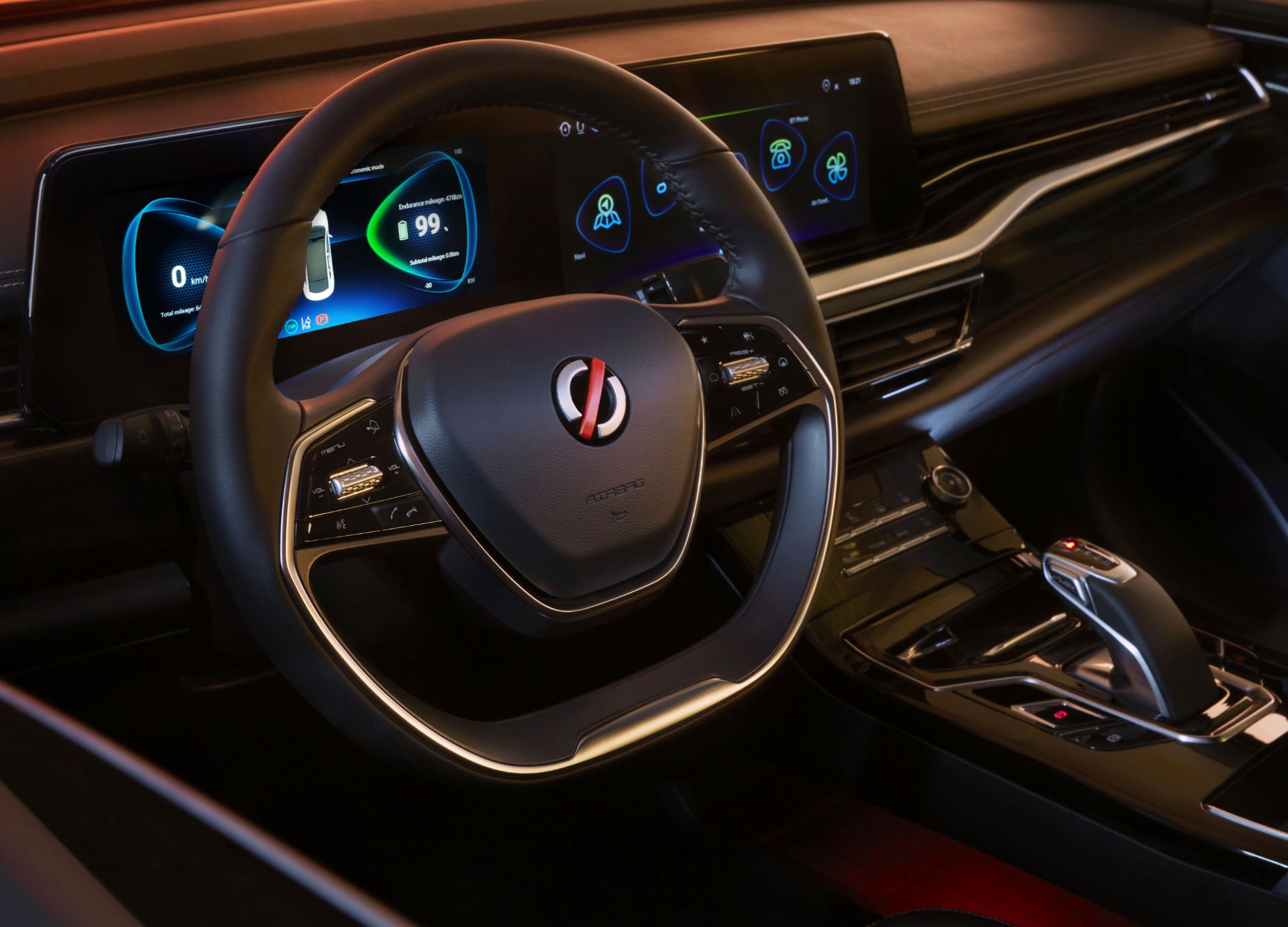 Renault Group’s Mobilize Limo Is A High-Riding Electric Sedan Designed For Fleet Use