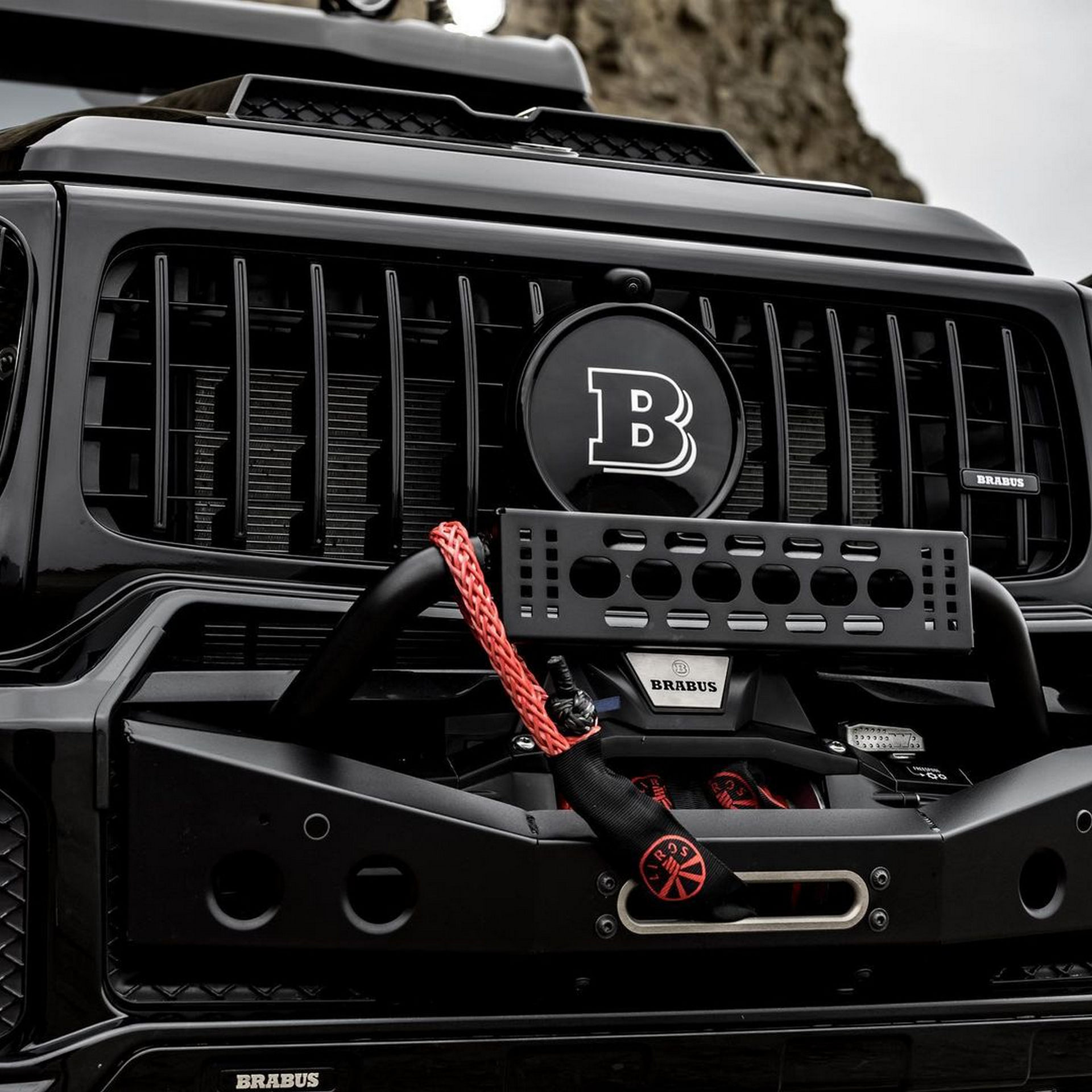 For $600,000, Will You Buy Into This Mercedes-AMG G63 Brabus ‘G700’ To Tackle Any Terrain?