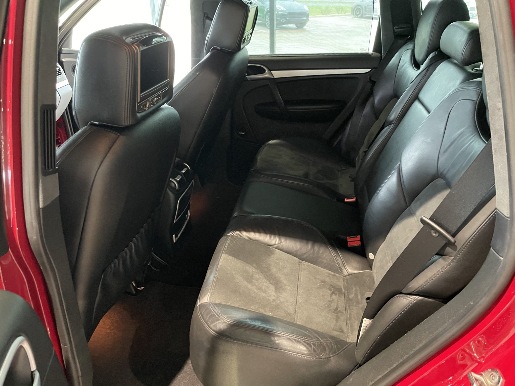 Porsche Cayenne GTS With A Six-Speed Is An SUV That’s Actually Fun To Drive