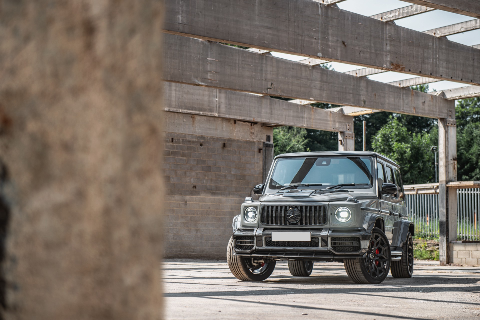 Project Kahn Upgrades The Mercedes-AMG G63 To Carbon Wide Track Specification