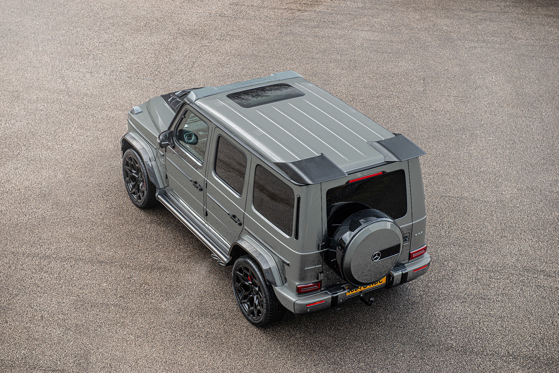 Project Kahn Upgrades The Mercedes-AMG G63 To Carbon Wide Track Specification