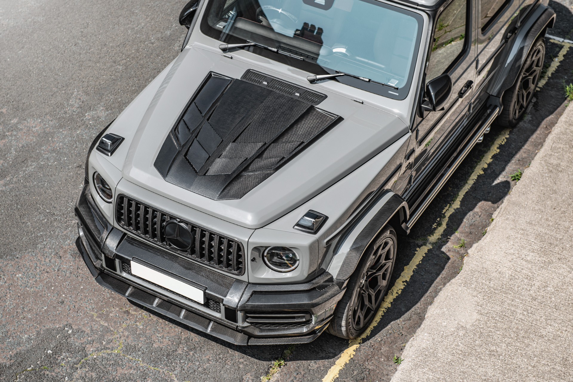 Project Kahn Upgrades The Mercedes-AMG G63 To Carbon Wide Track Specification