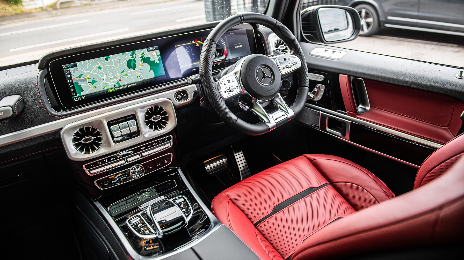 Project Kahn Upgrades The Mercedes-AMG G63 To Carbon Wide Track Specification