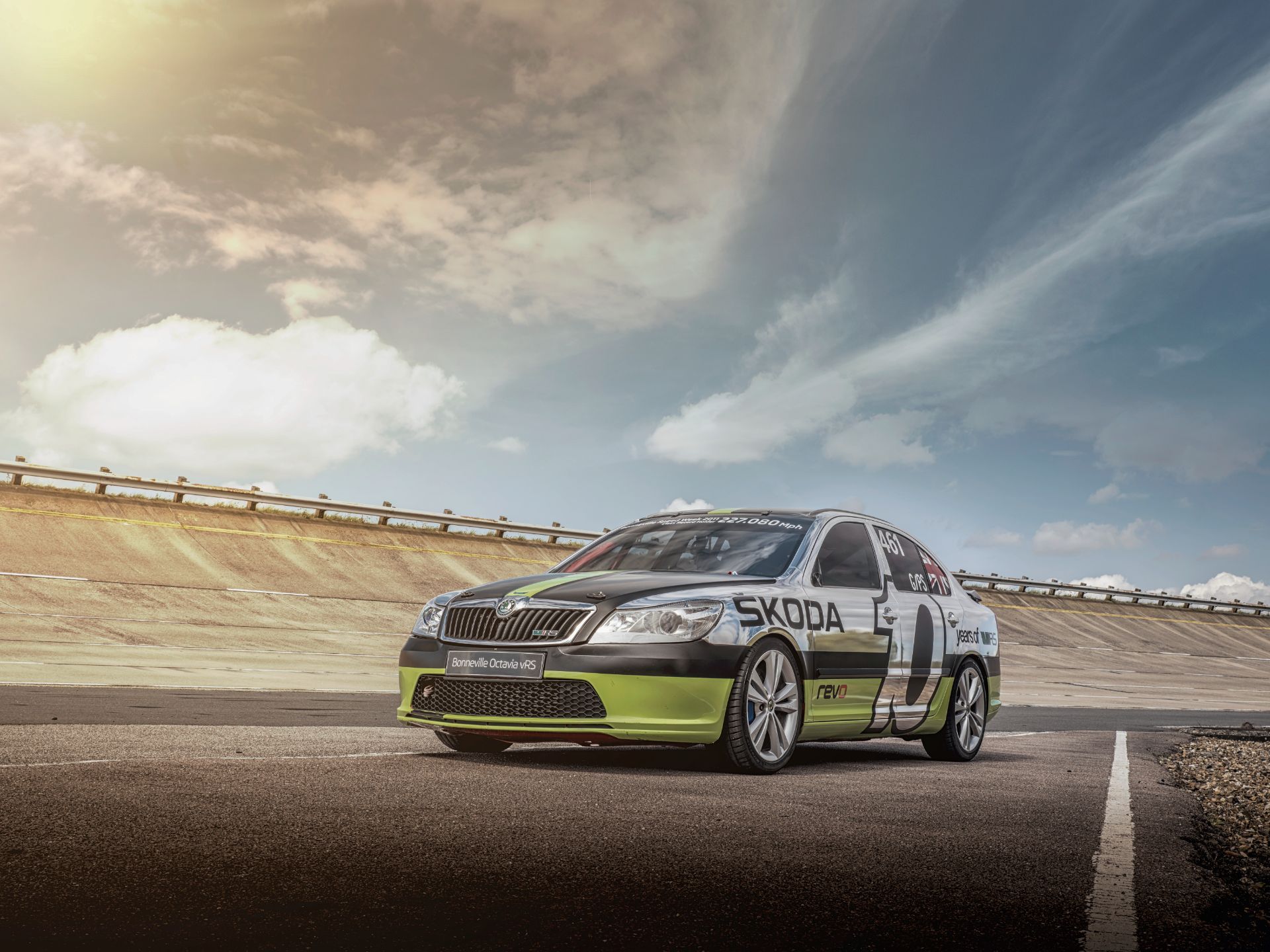This 10-Year-Old Octavia vRS Still Holds The Title Of The Fastest Skoda Ever With A 227 MPH Top Speed